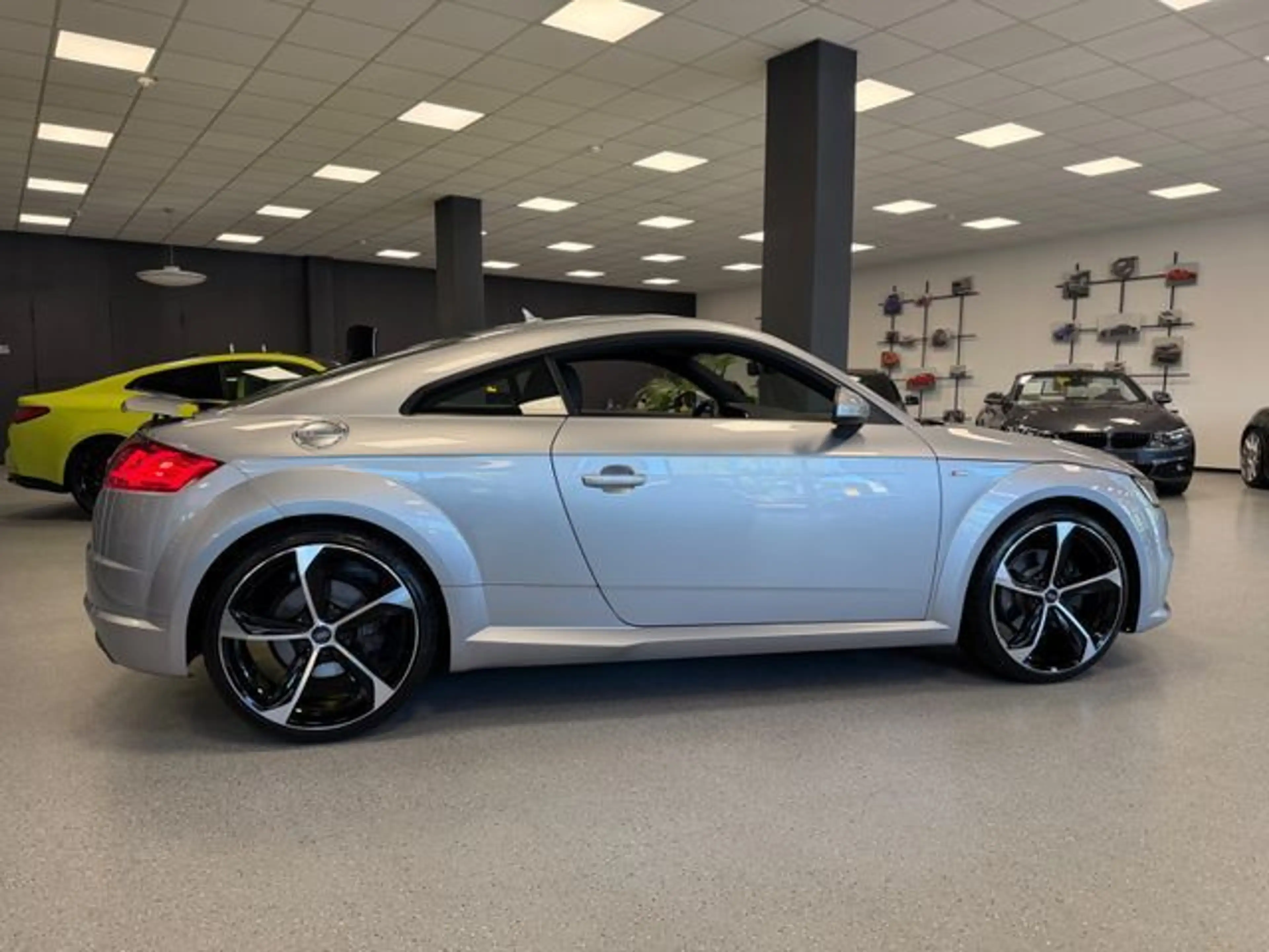Audi TT Coupe 2.0 TFSI Quattro|Aut.|Navi|20"LM|S.heft — photo 9