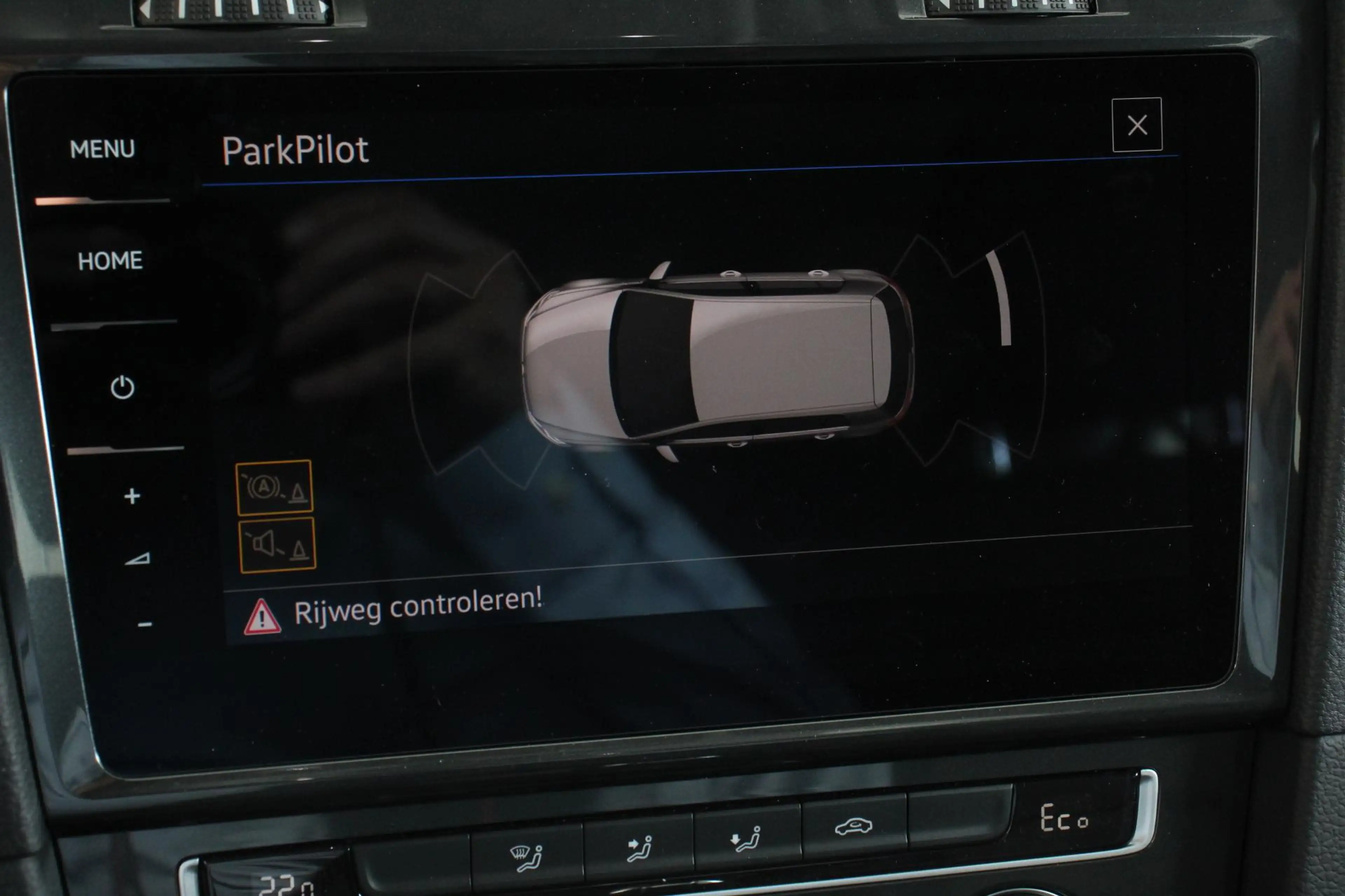 Volkswagen e-Golf Edition Navigatie Climate control Virtual cockpit — photo 15
