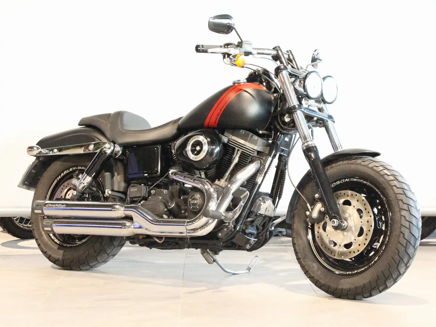 Harley-Davidson Dyna Fat Bob FXDF Zwart - 2