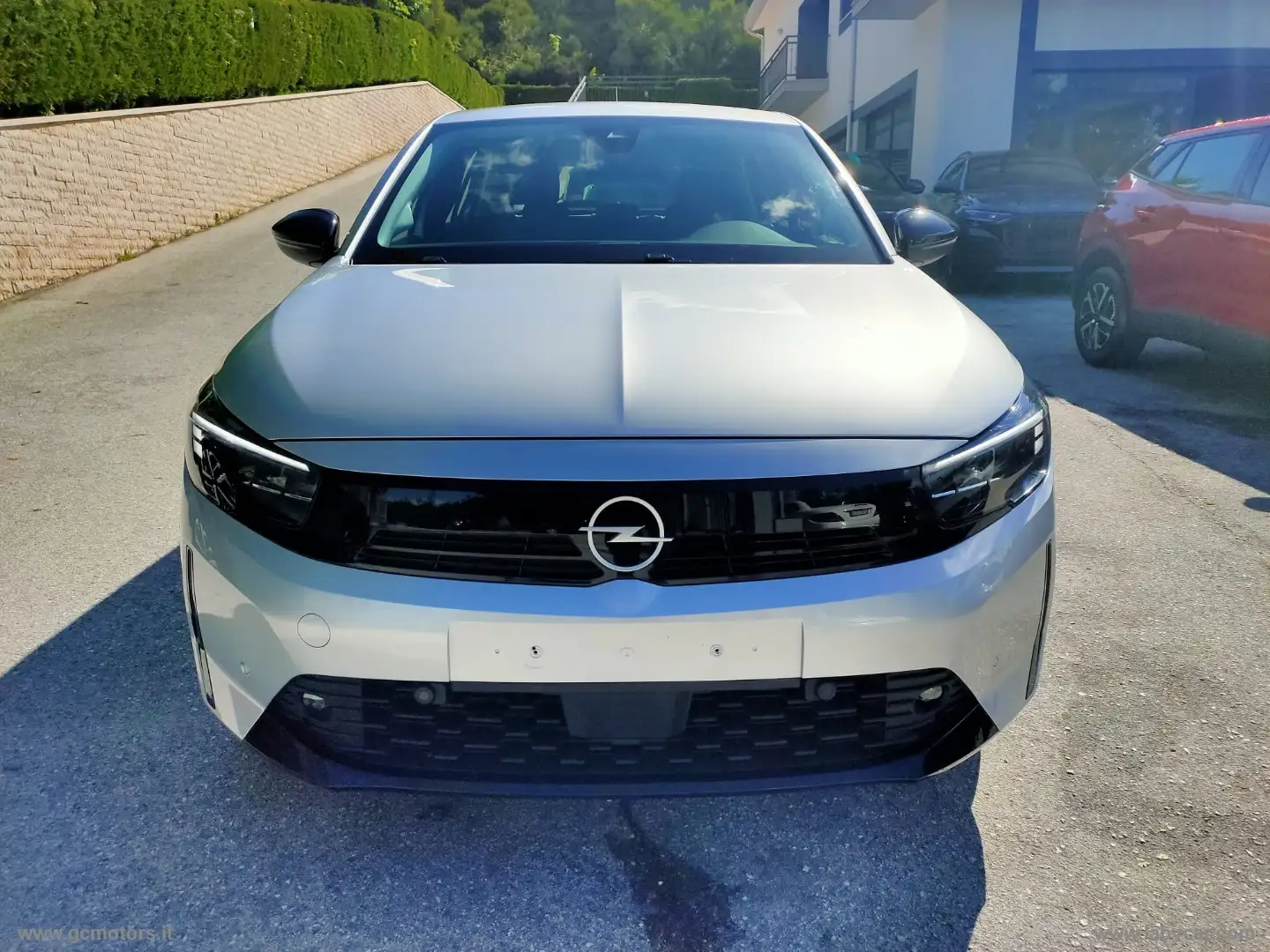 Opel Corsa 1.2 Edition Gris - 2