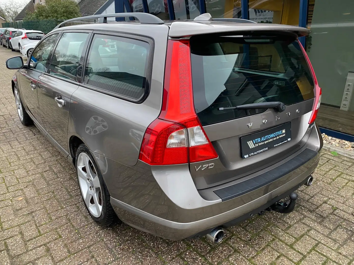 Volvo V70 2.5T R-Design LEER / NAVI / YOUNGTIMER Grigio - 2