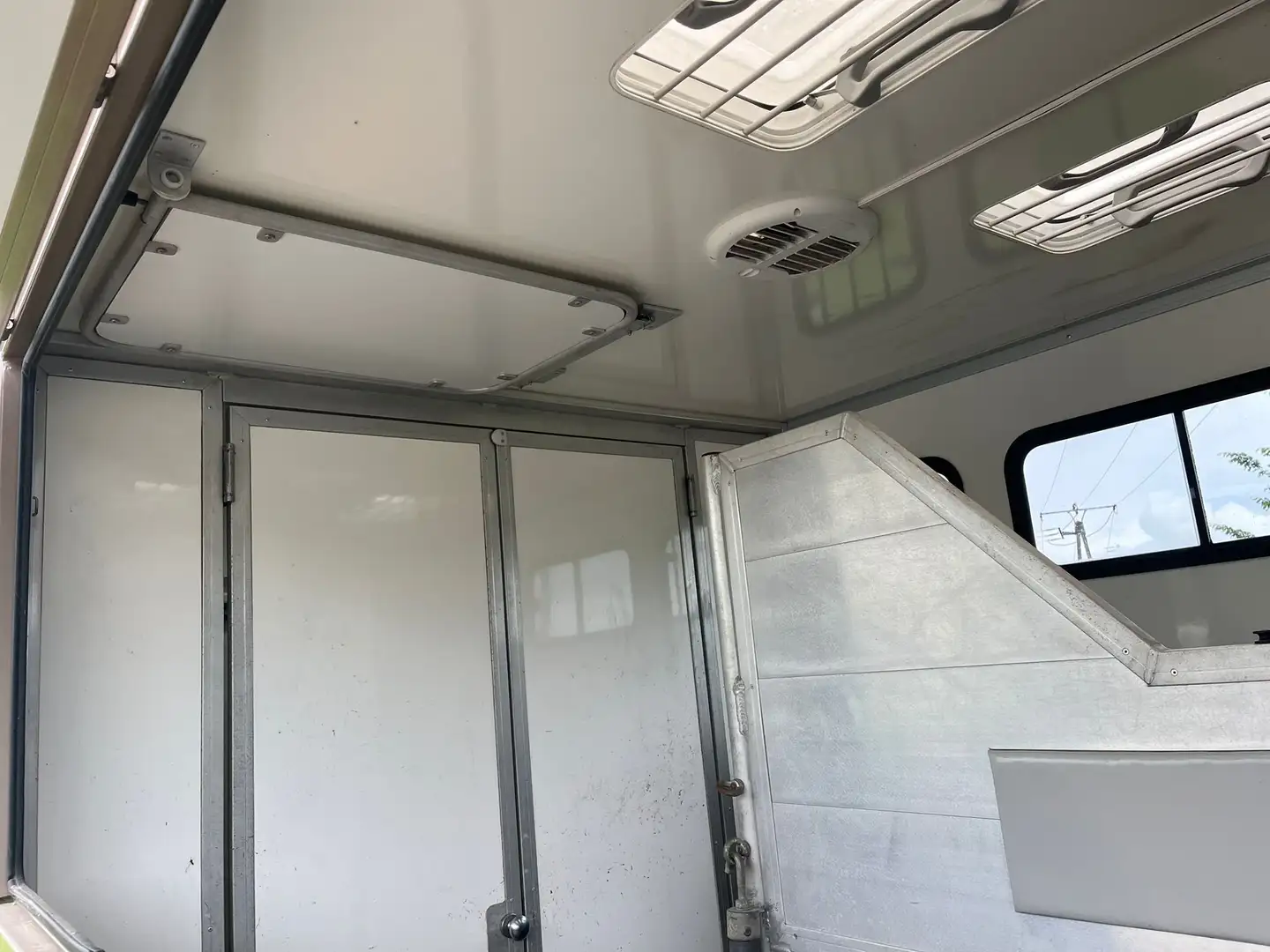 Opel Movano Pferdetransporter Movano 2.3 D (CDTI) L3H1 DPF 2WD Gold - 1
