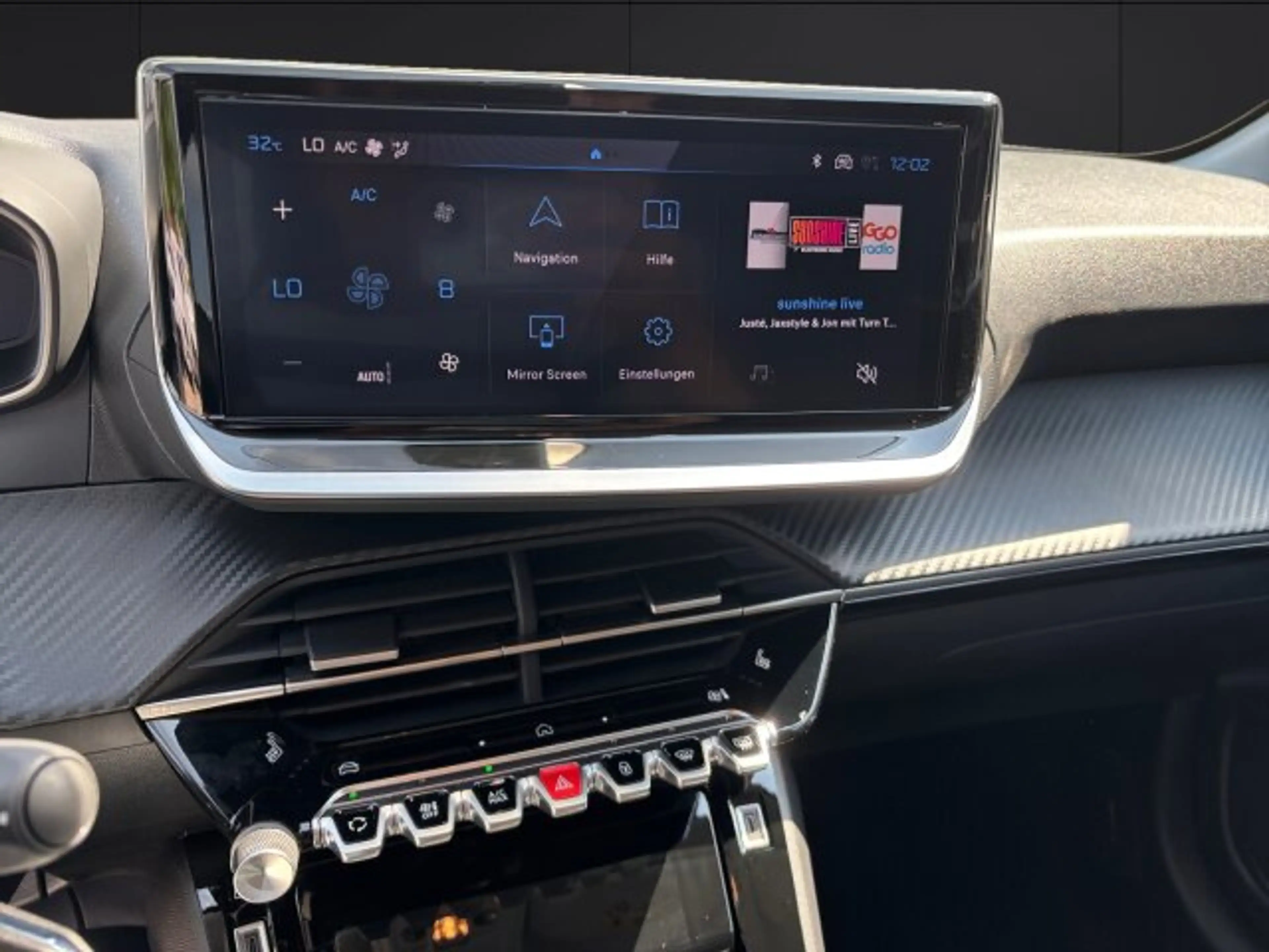 Peugeot 208 208 ALLURE 100 +360°Kamera+Navigation+LED+ — photo 10