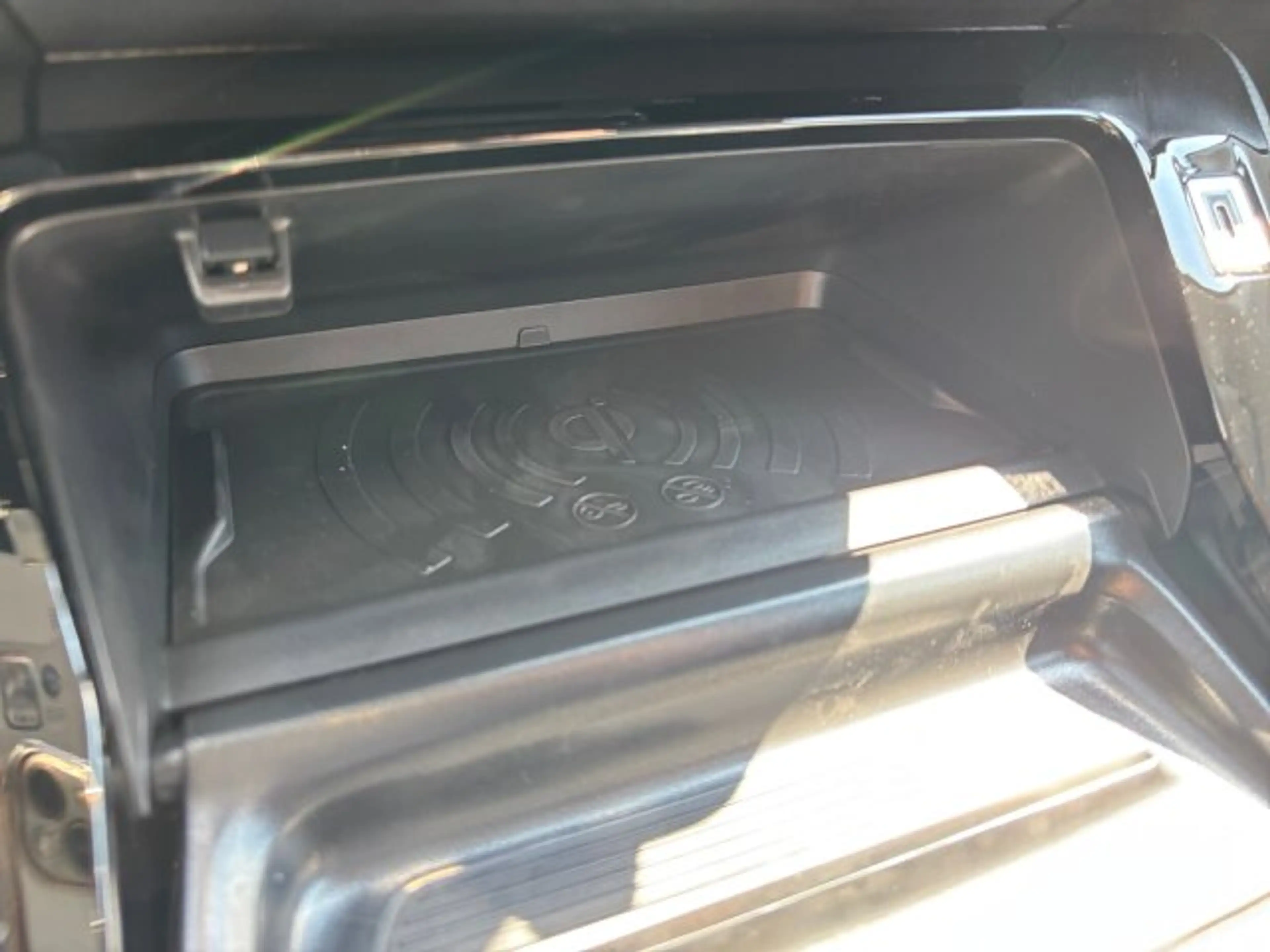 Peugeot 208 208 ALLURE 100 +360°Kamera+Navigation+LED+ — photo 17