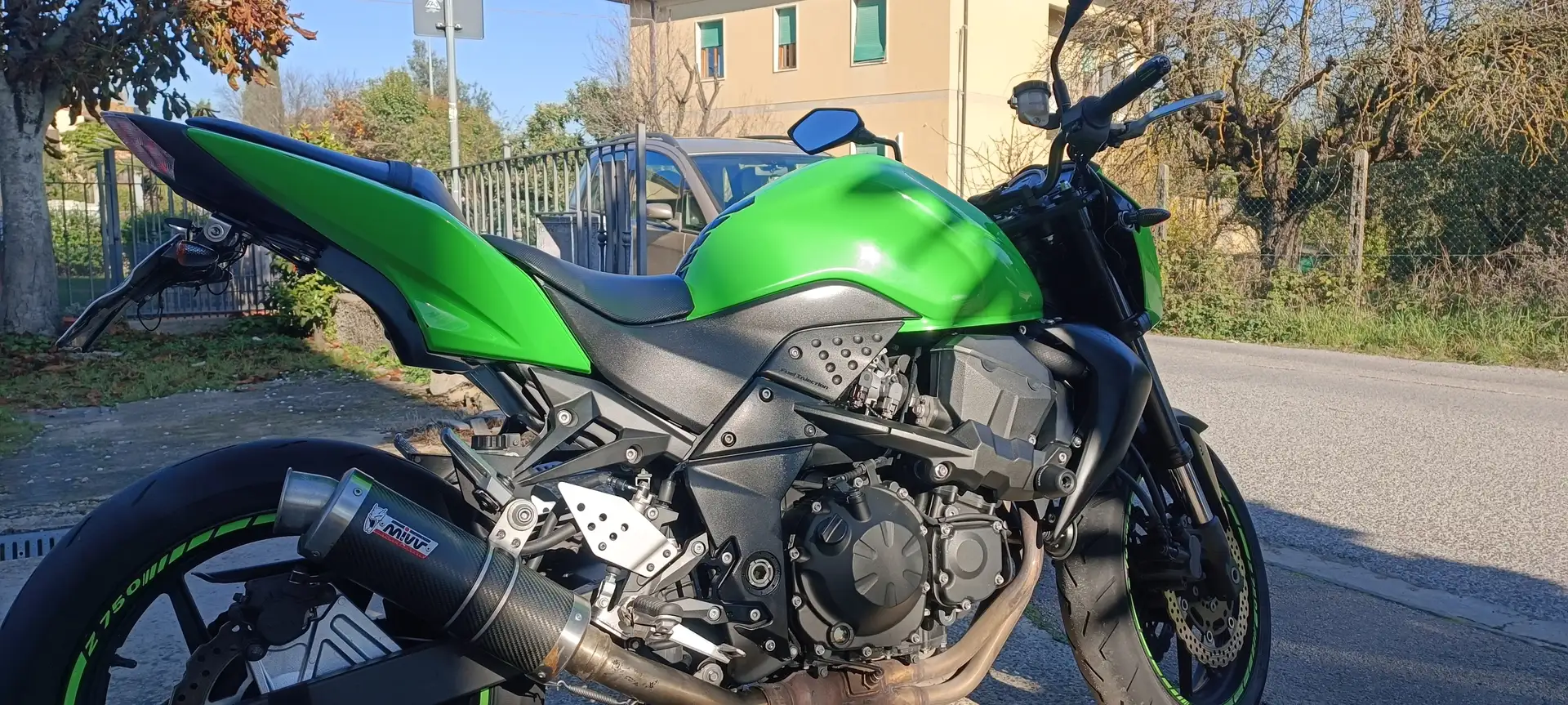 Kawasaki Z 750 Zelená - 2
