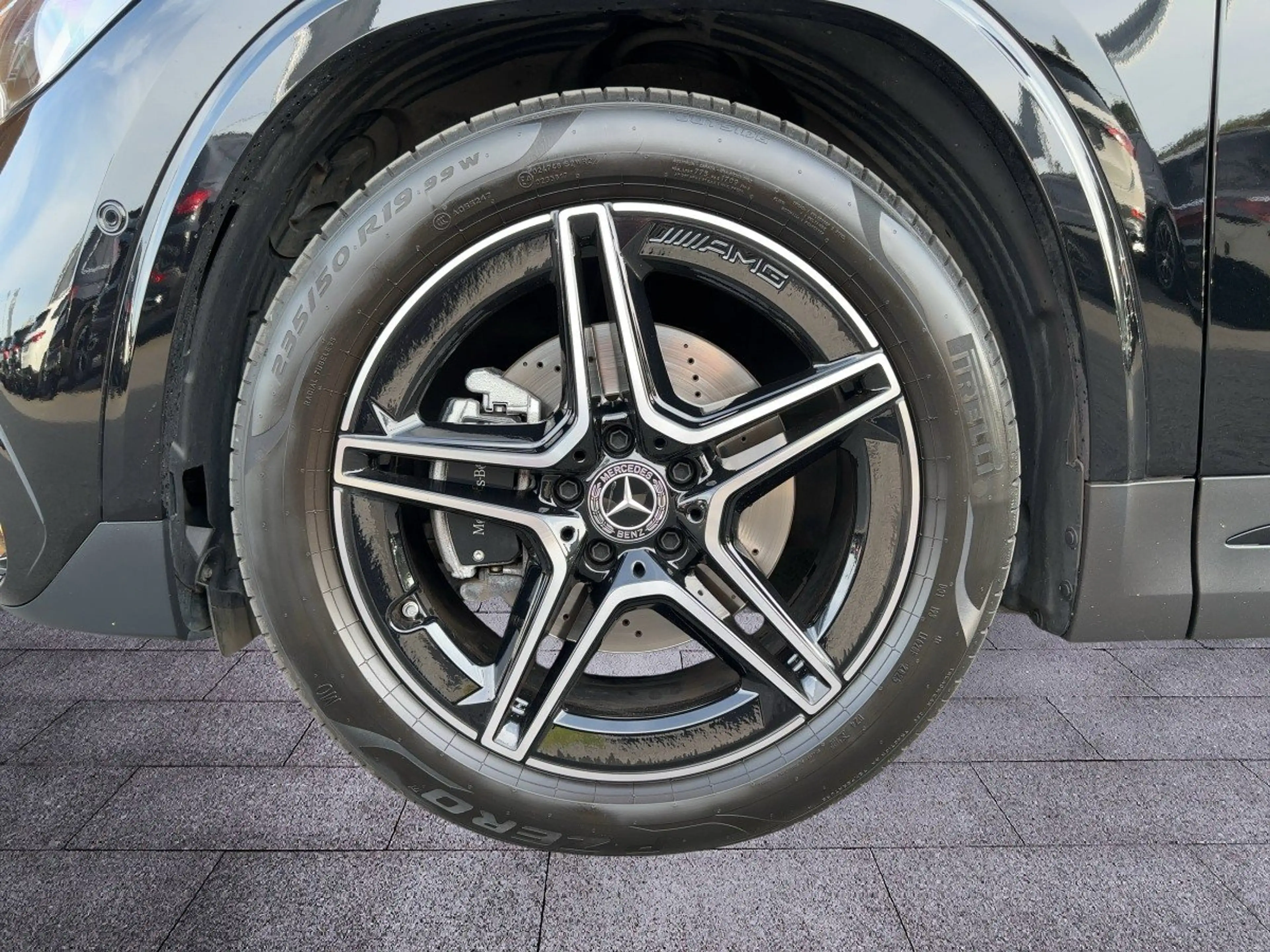 Mercedes-Benz GLA 200 d 4MATIC AMG-Line ADVANCED+ DISTR AHV — photo 13