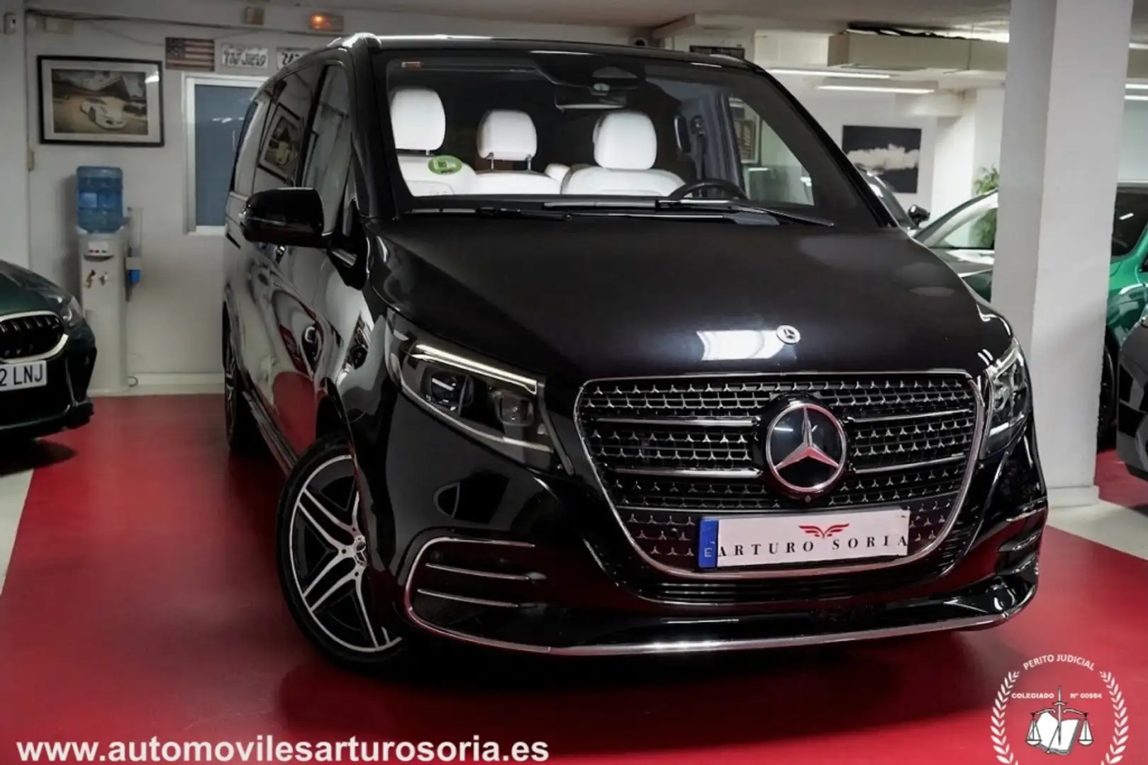 Mercedes-Benz V 220 220d Extralargo Avantgarde Negro - 2