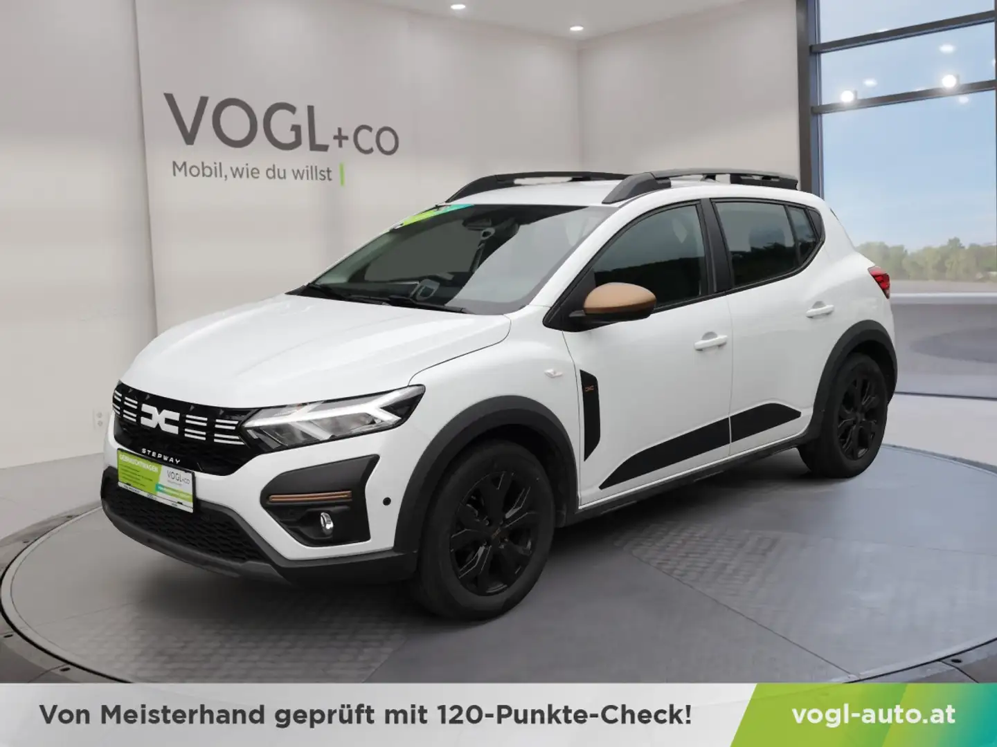 Dacia Sandero Stepway Extreme+ TCe 90 Weiß - 1