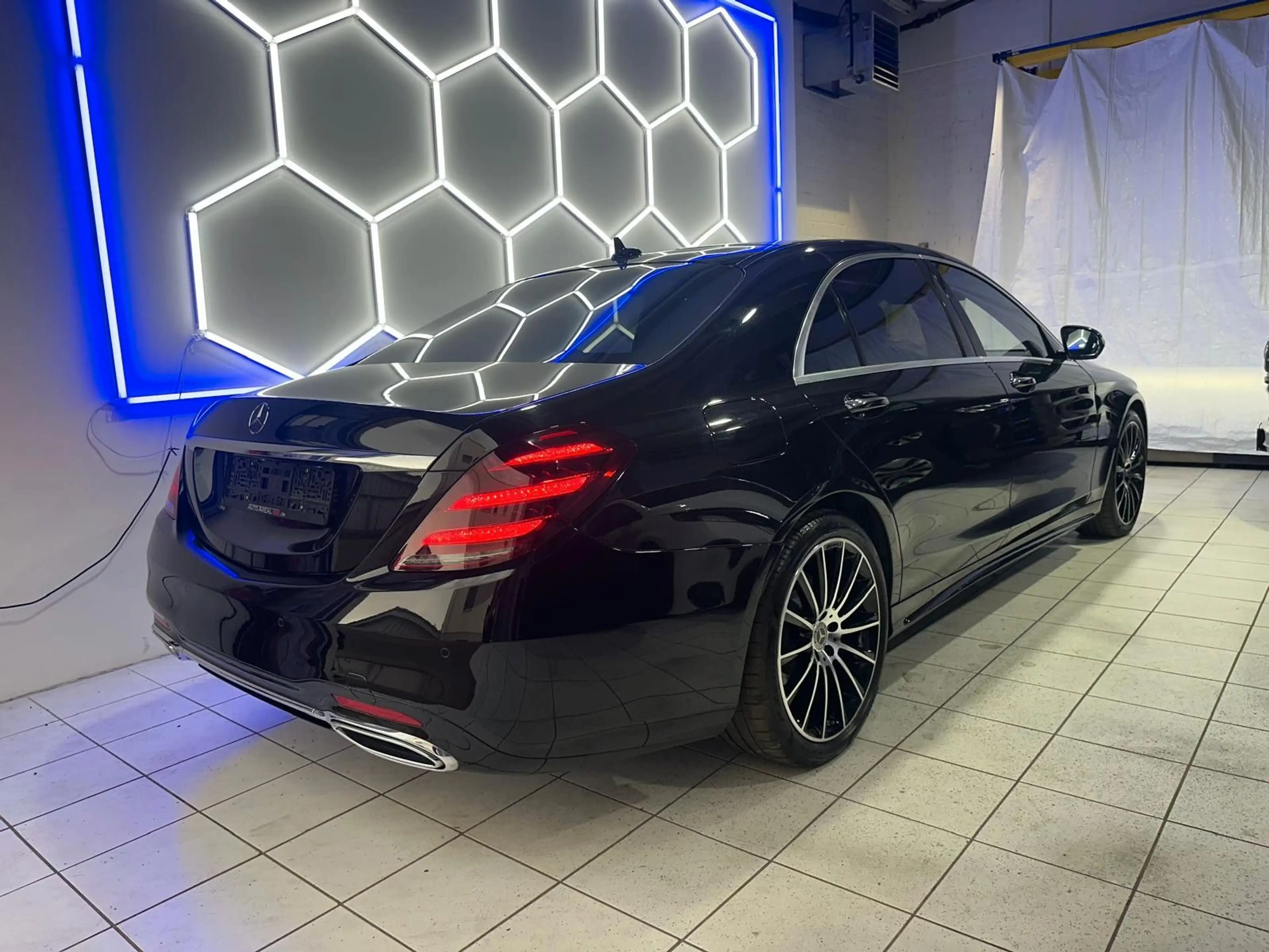 Mercedes-Benz S 400 d 4MATIC Lang AMG*NIGHT*BLACK — photo 8