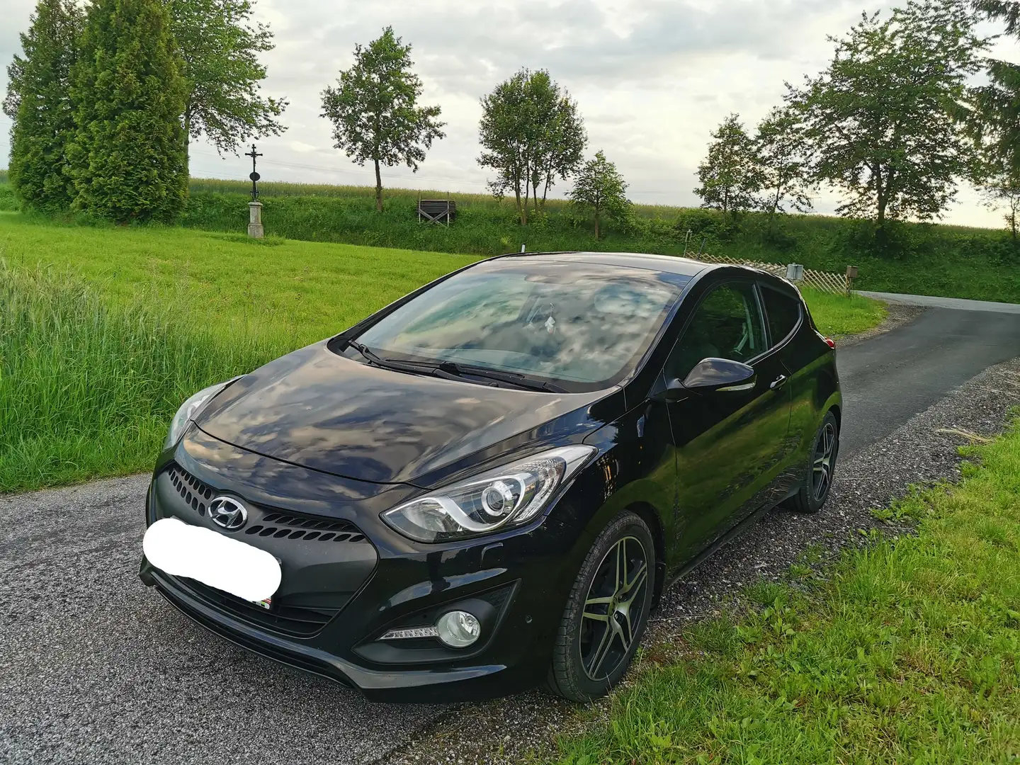 Hyundai i30 i30 Coupe 1,6 CRDi Premium Premium Schwarz - 2