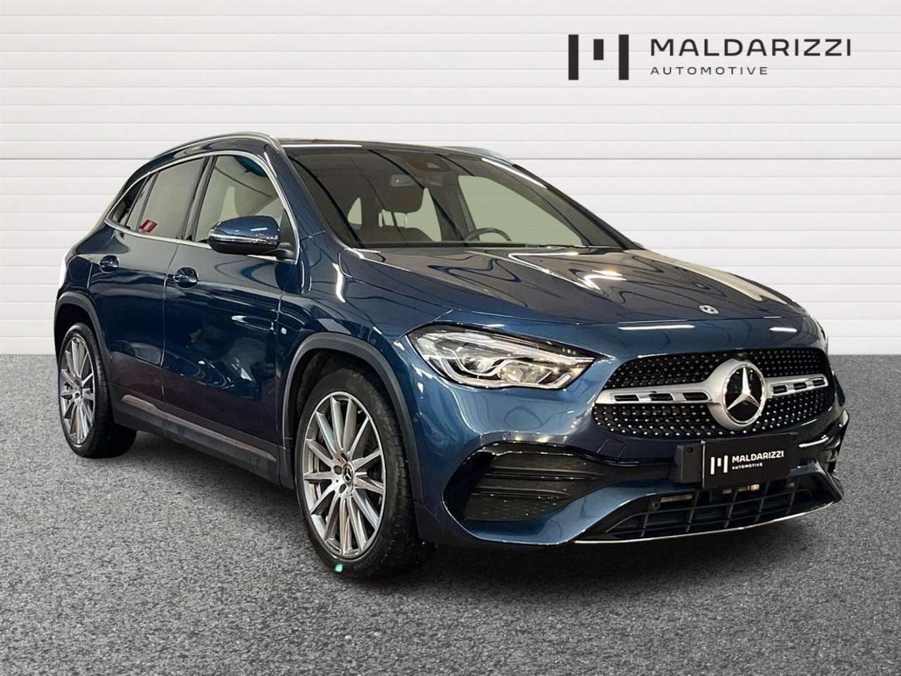 Mercedes-Benz GLA 200 200 d Premium auto