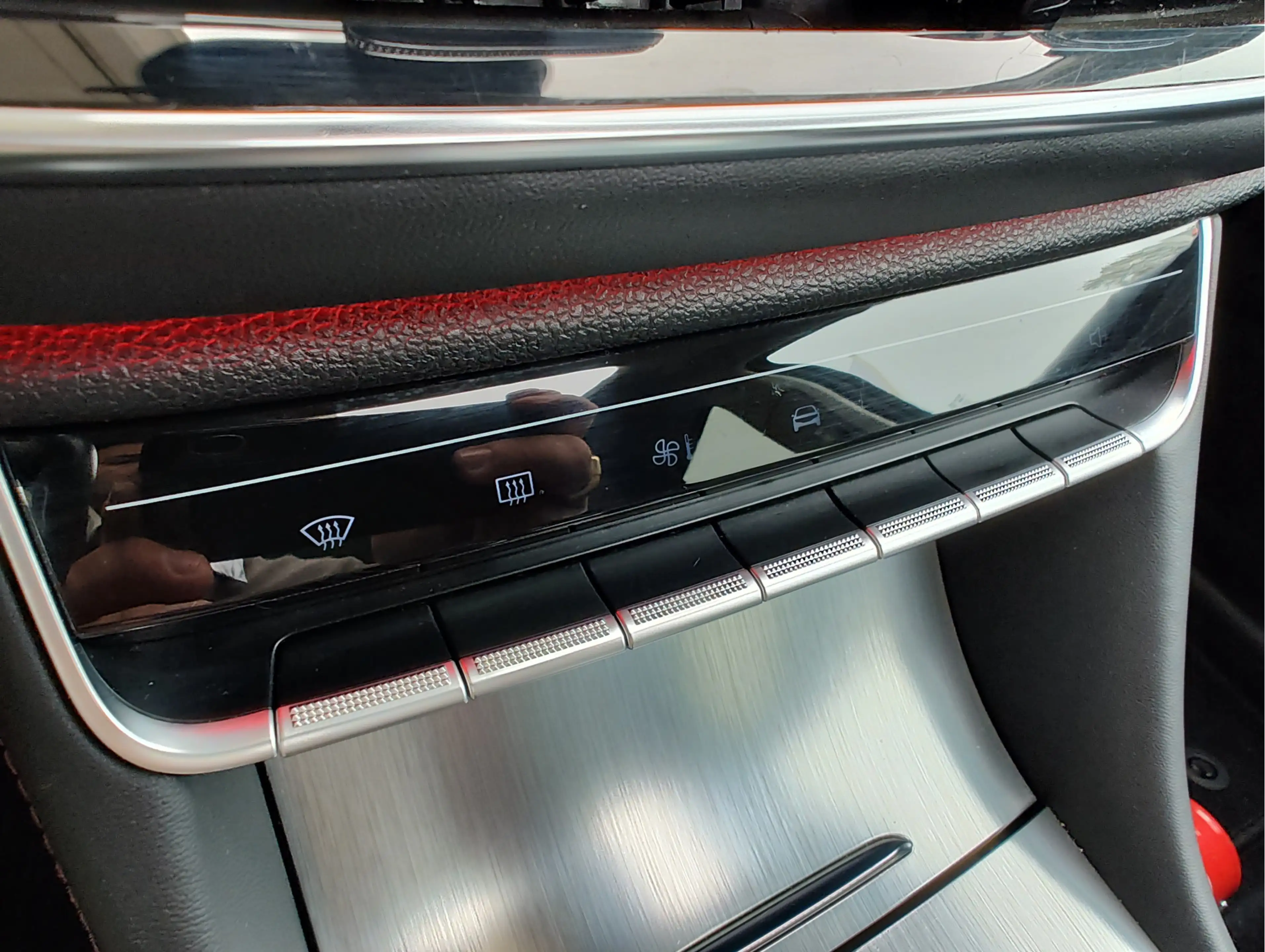 MG EHS 1.5 TGDI PHEV HYBRID LUXURY Open dak | Leder | 360 — photo 18