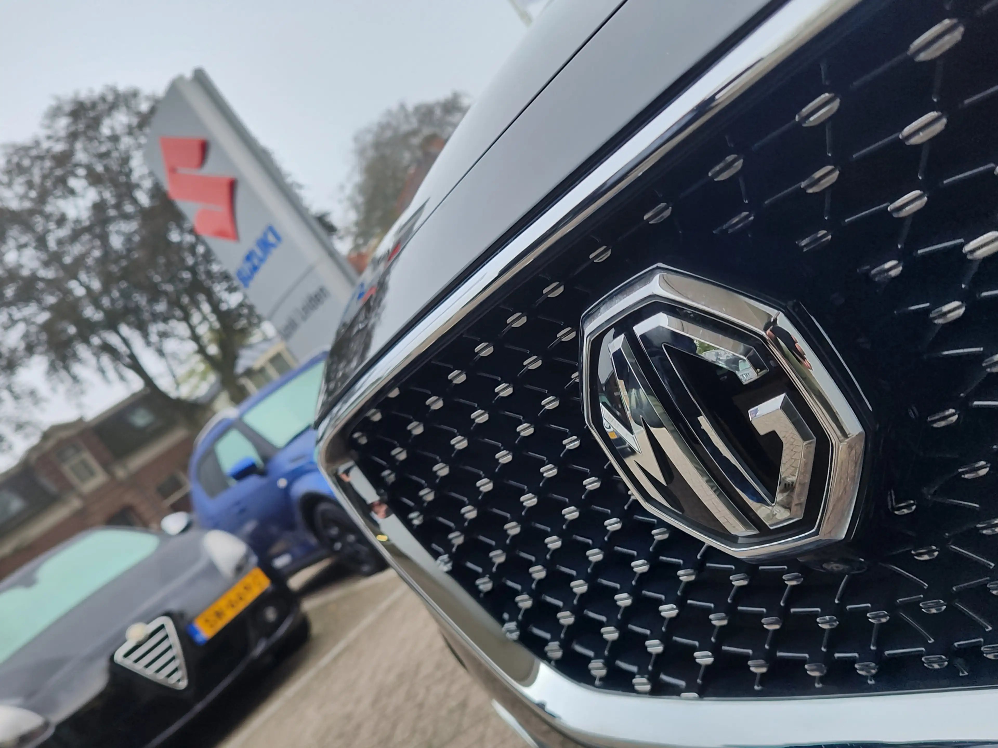 MG EHS 1.5 TGDI PHEV HYBRID LUXURY Open dak | Leder | 360 — photo 40