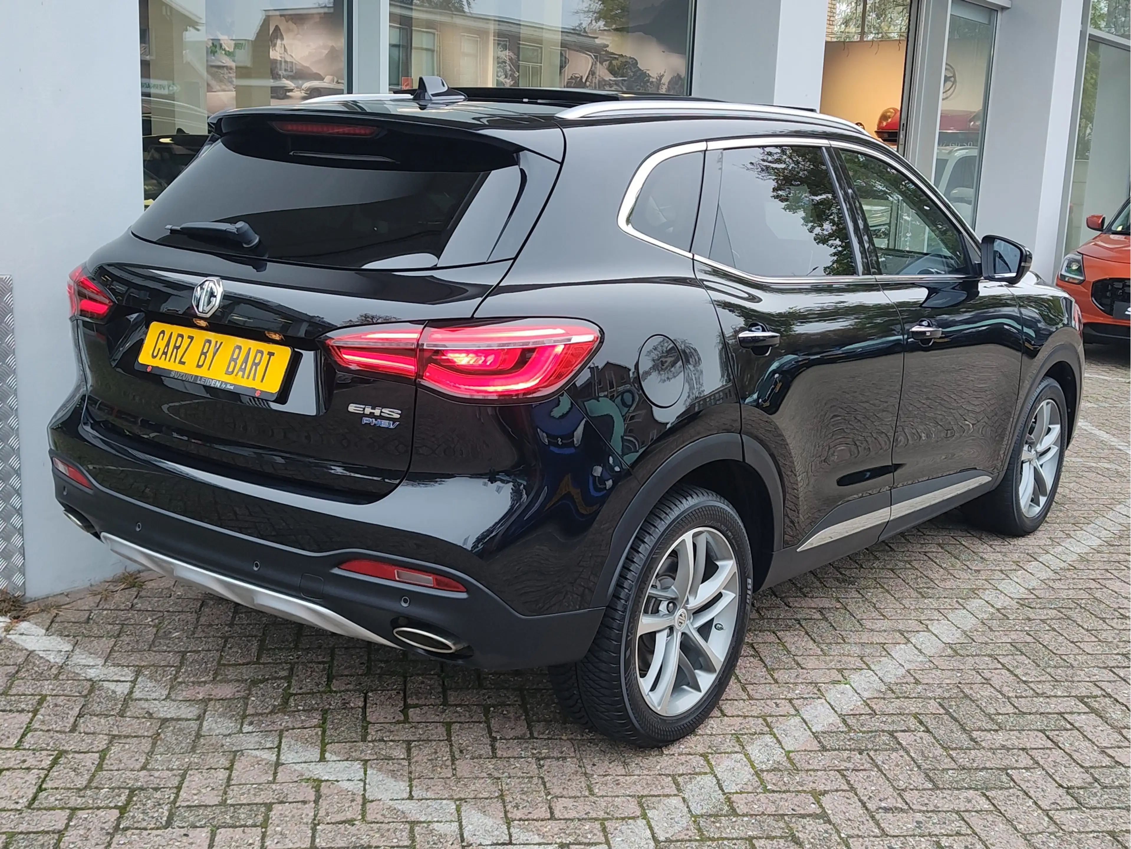 MG EHS 1.5 TGDI PHEV HYBRID LUXURY Open dak | Leder | 360 — photo 5