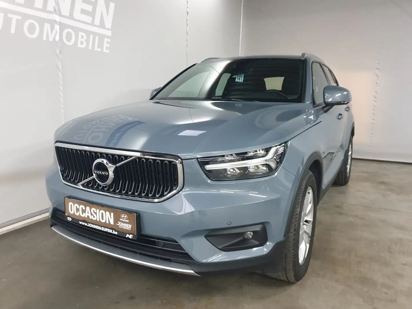 Volvo XC40 Recharge Momentum 4D Albastru - 2