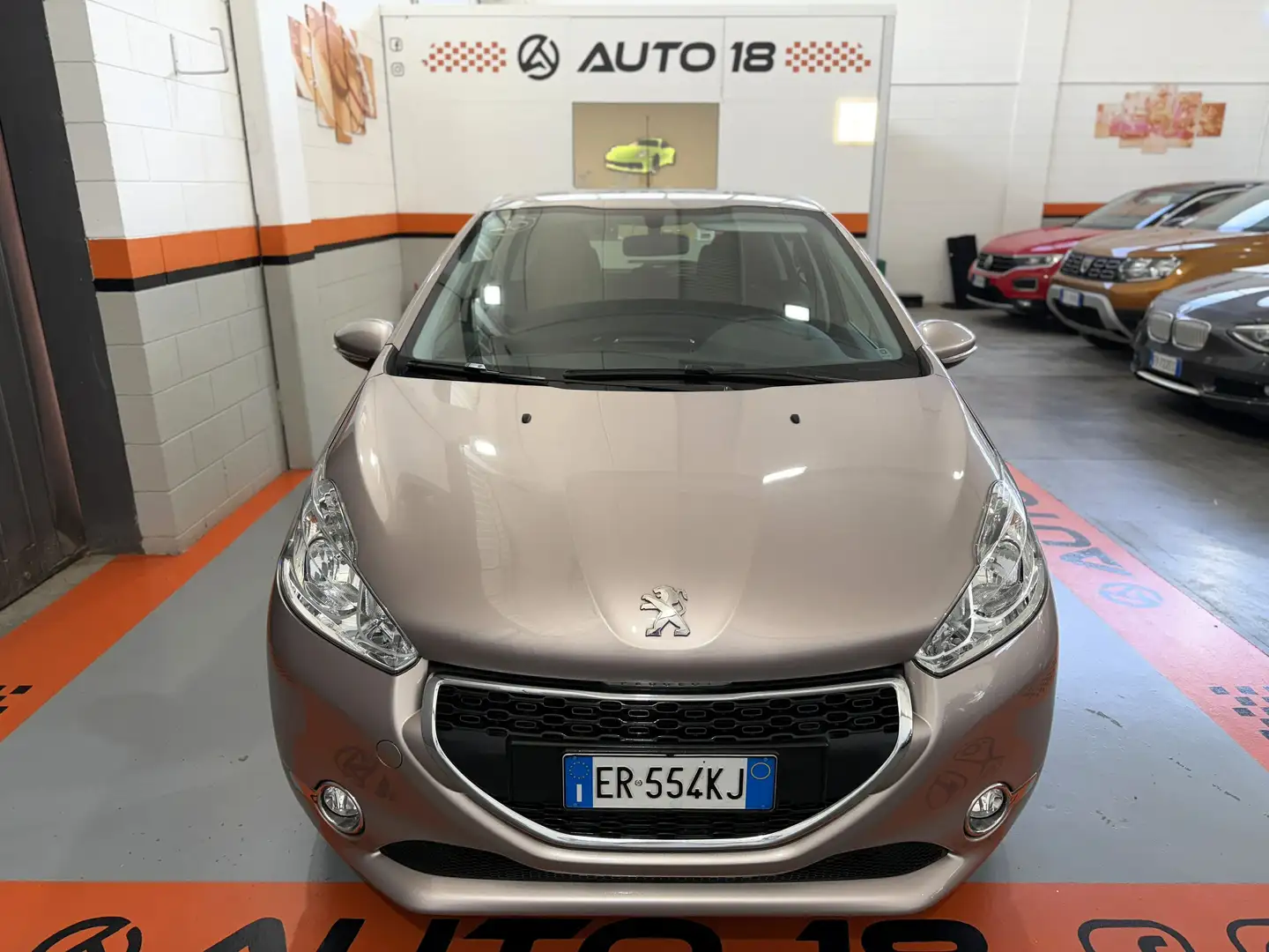 Peugeot 208 1.2 - 82 CV Active+Neo Patentati!Distribuzione Ok Argento - 2