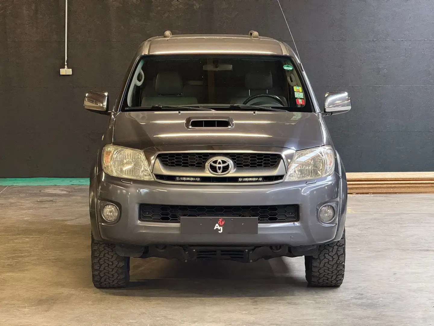 Toyota Hilux 4x4 Double Cabine // Véhicule Belge Gris - 2