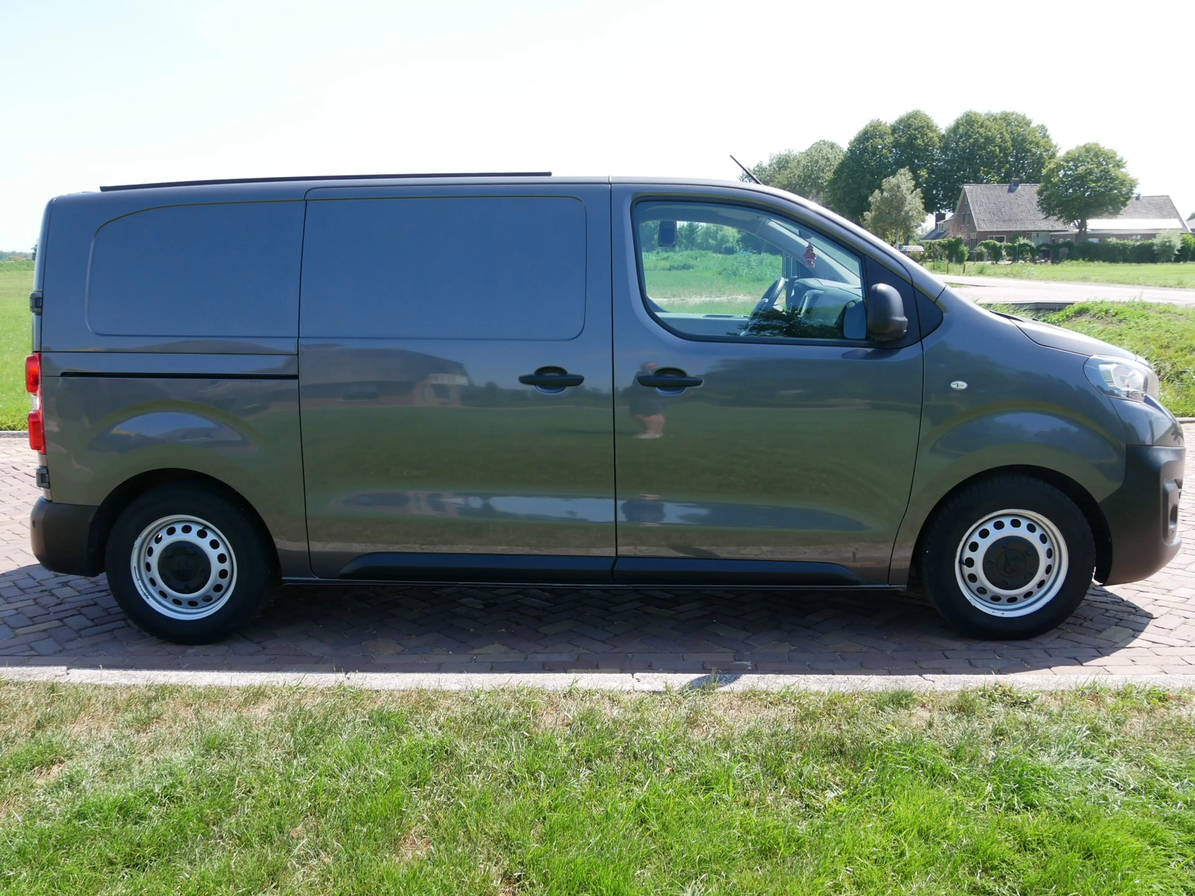 Peugeot Expert 1.5 BlueHDI 120 Standard Pro AC NAVI ** 9999 EX BT — photo 6