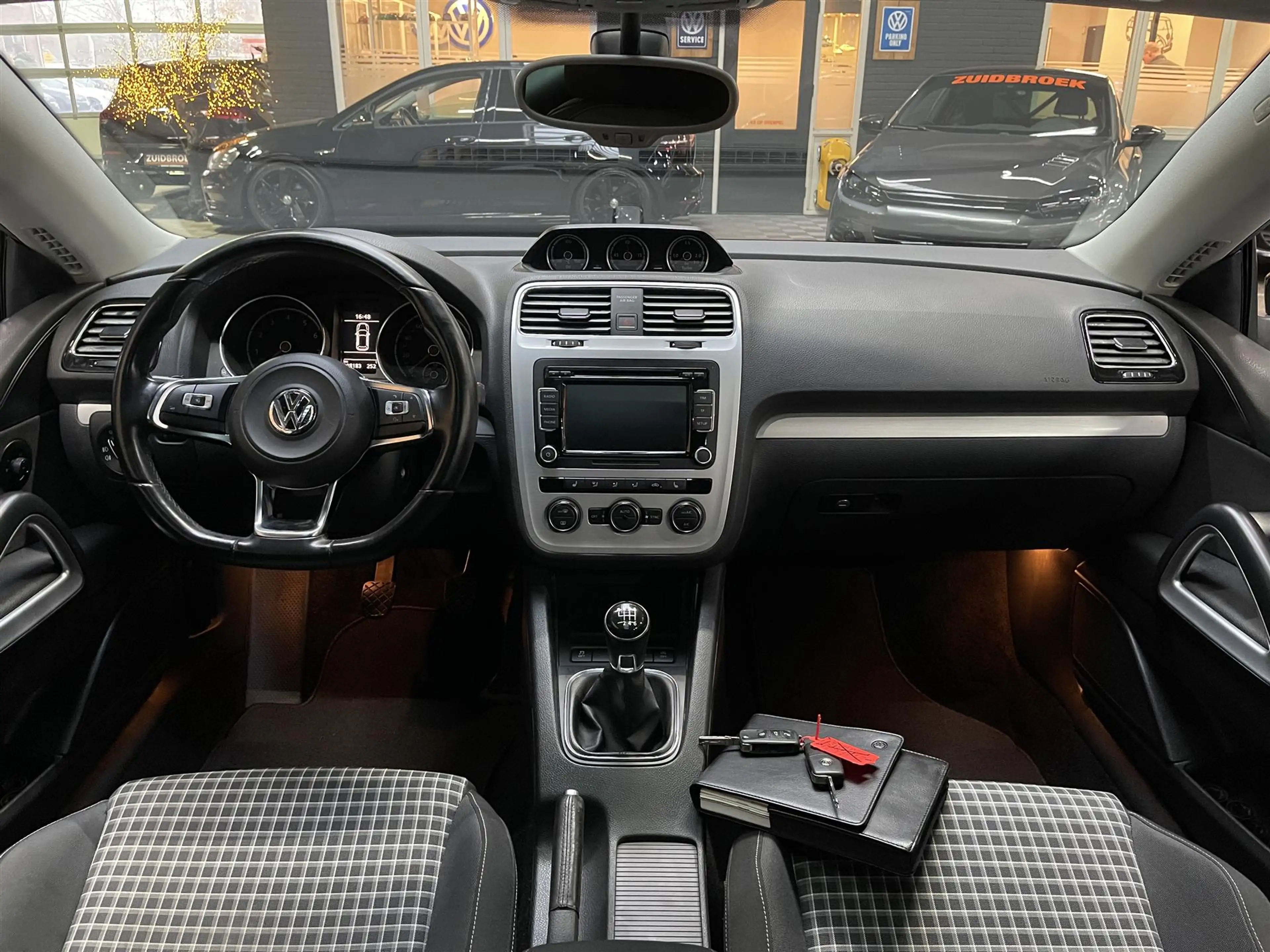 Volkswagen Scirocco 1.4 TSI UNIEK!! Cruise!! Clima!! Nette Auto!! — photo 10