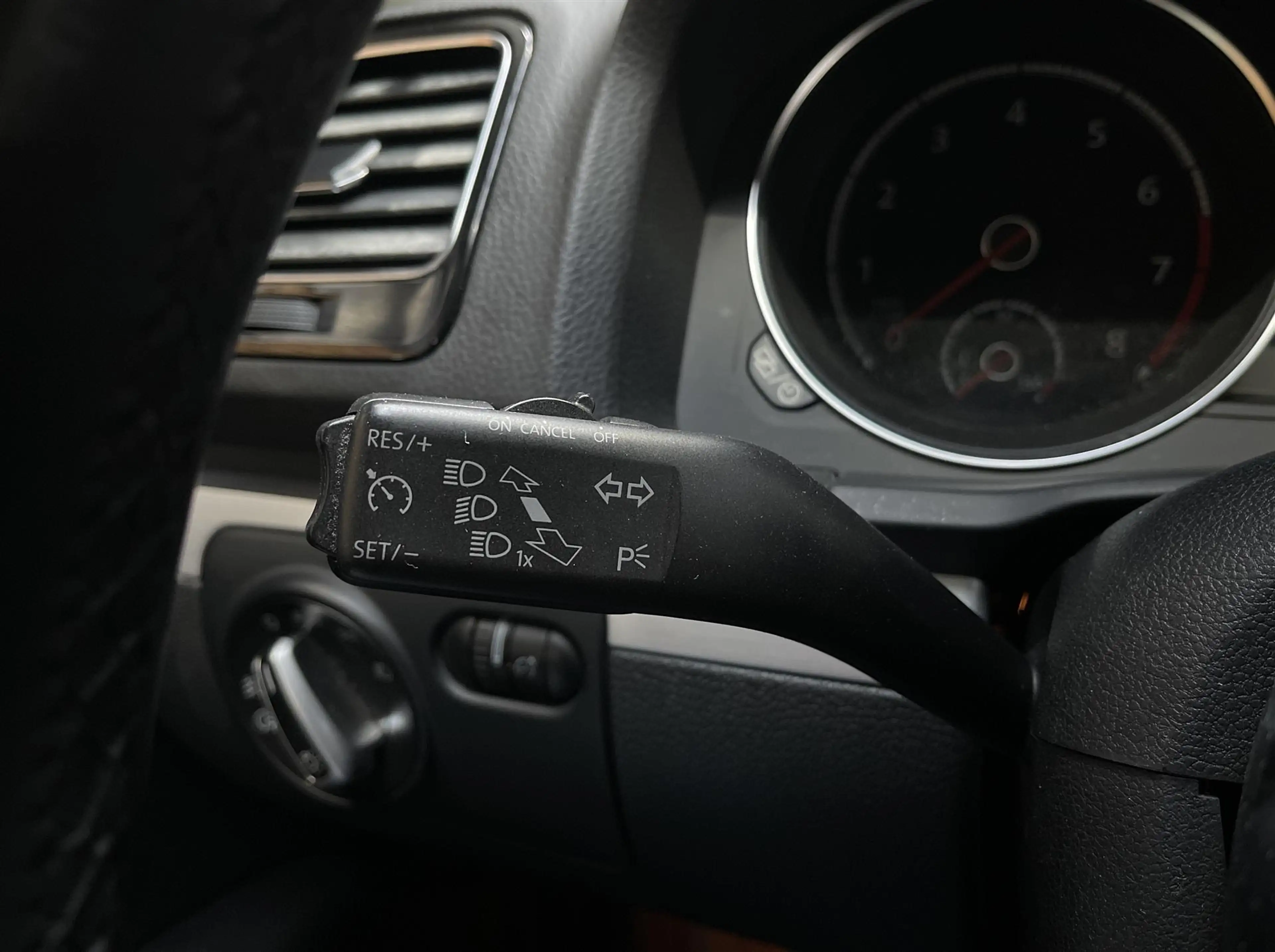 Volkswagen Scirocco 1.4 TSI UNIEK!! Cruise!! Clima!! Nette Auto!! — photo 14