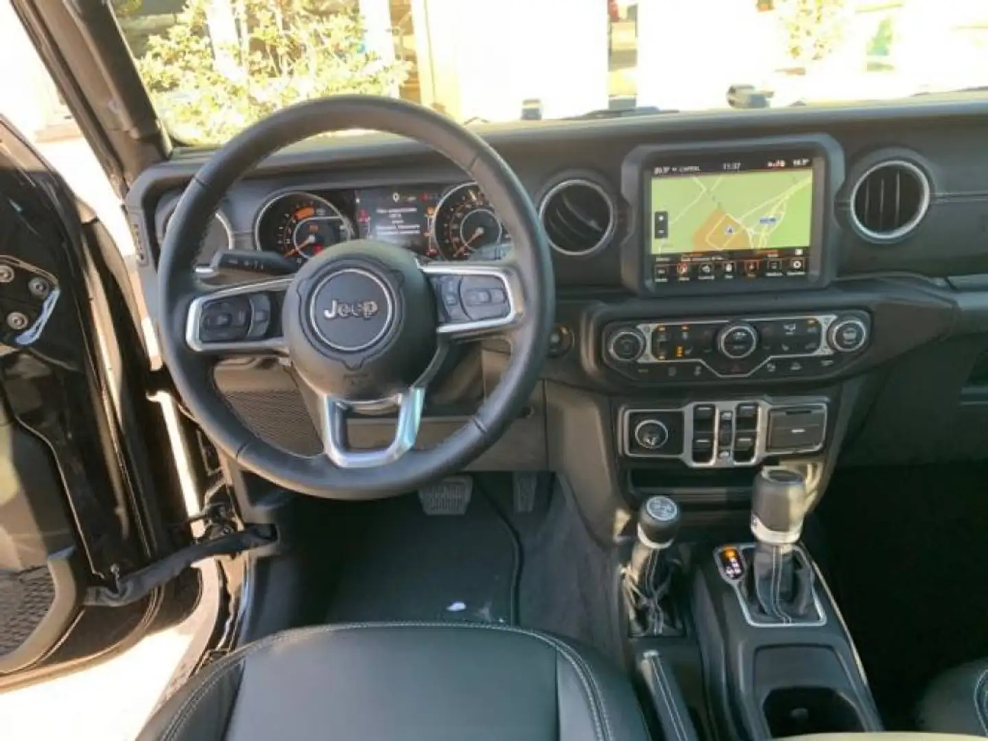 Jeep Gladiator 3.0 Diesel V6 Overland Negru - 1