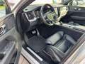 Volvo XC60 B5 AWD R-Design H&K HUD NAVI MEMO PANO 360* Silber - thumbnail 9
