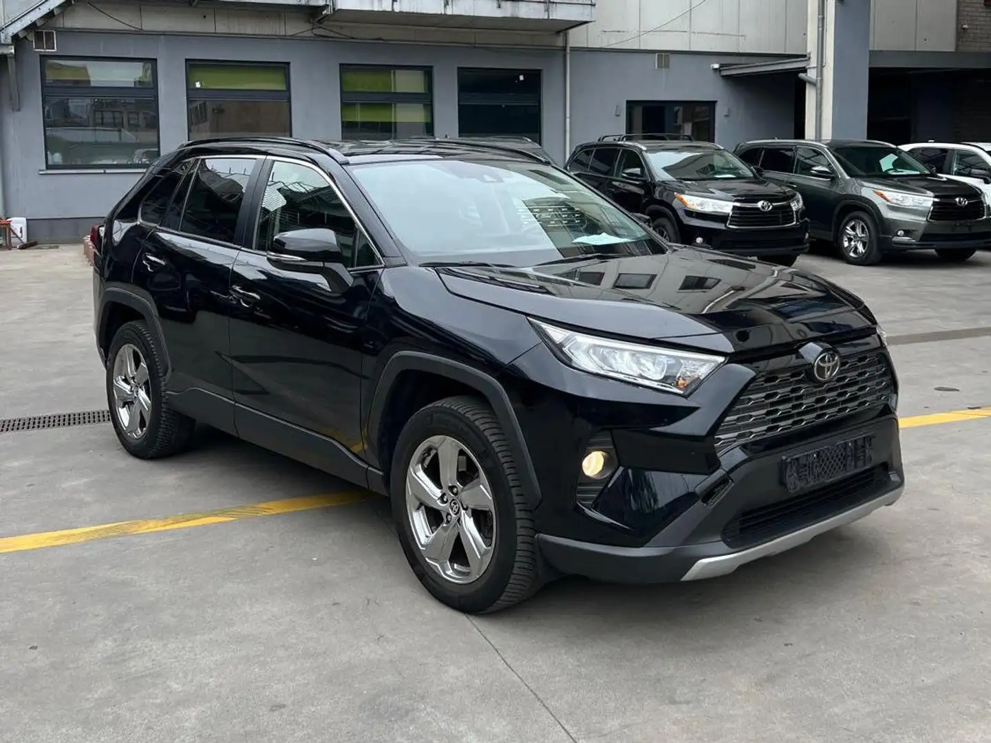 Toyota RAV 4 ONLY FOR EXPORT OUT OF EUROPE Black - 1