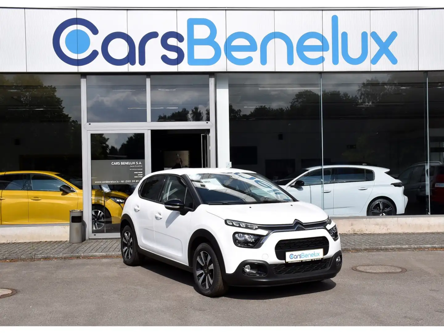 Citroen C3 1.2 PureTech Shine CLIMA REGUL LANE PDC NEUVE Blanc - 1