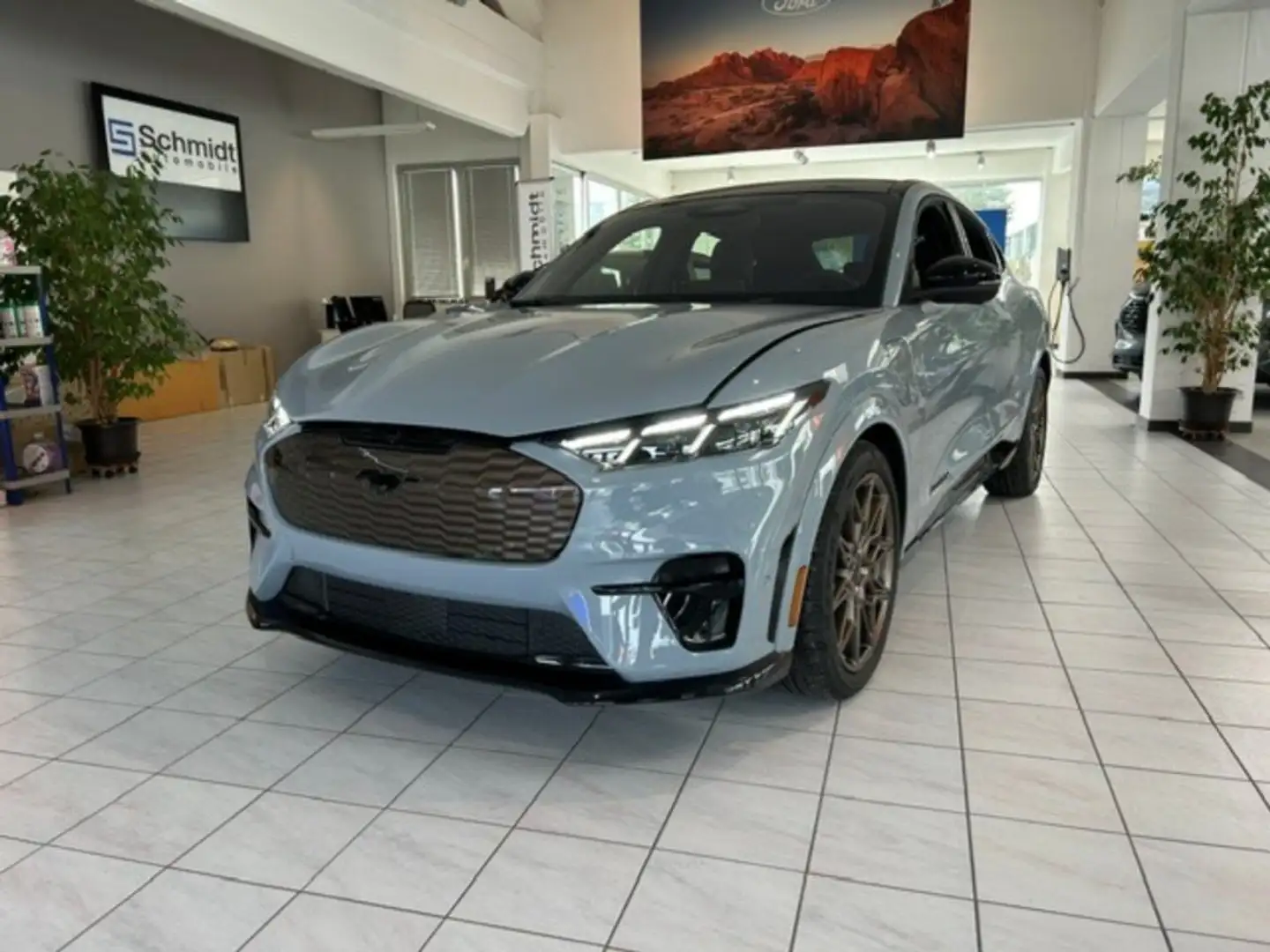 Ford Mustang Mach-E Mach E GT AWD 487PS / 99KWH Grau - 1