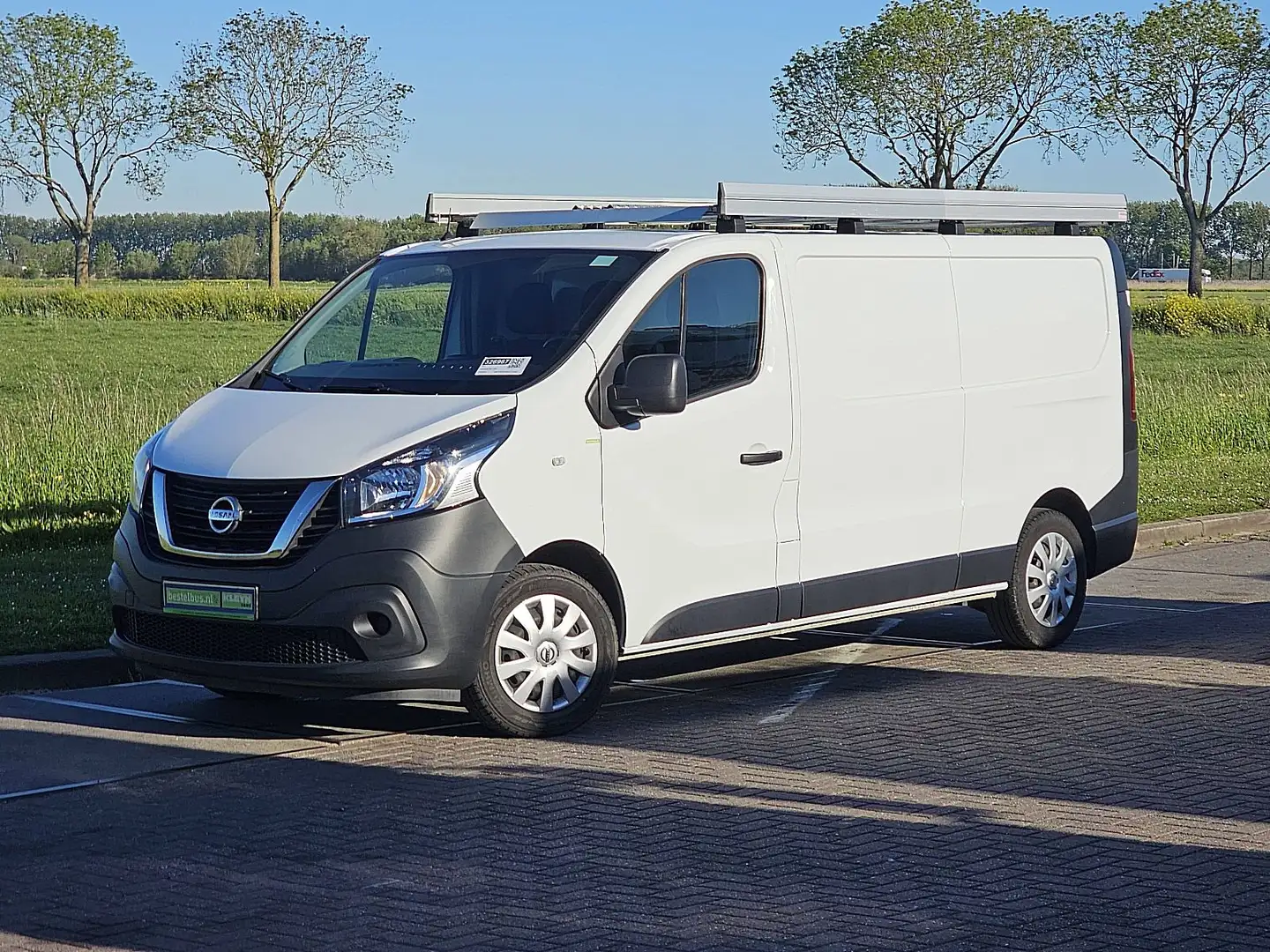 Nissan NV300 2.0 DCI 120 L2H1 Weiß - 2