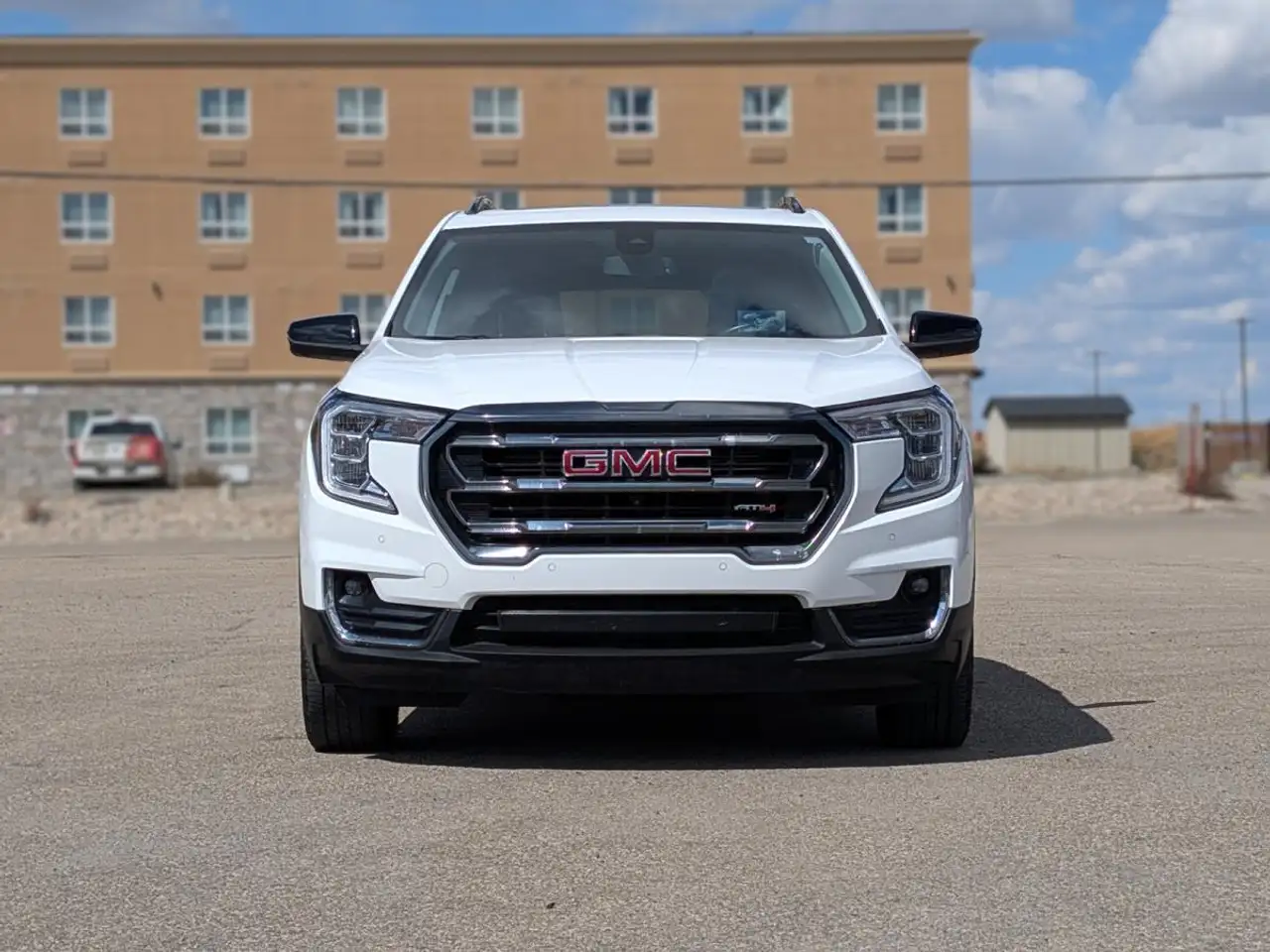 GMC Terrain photo GMC Terrain