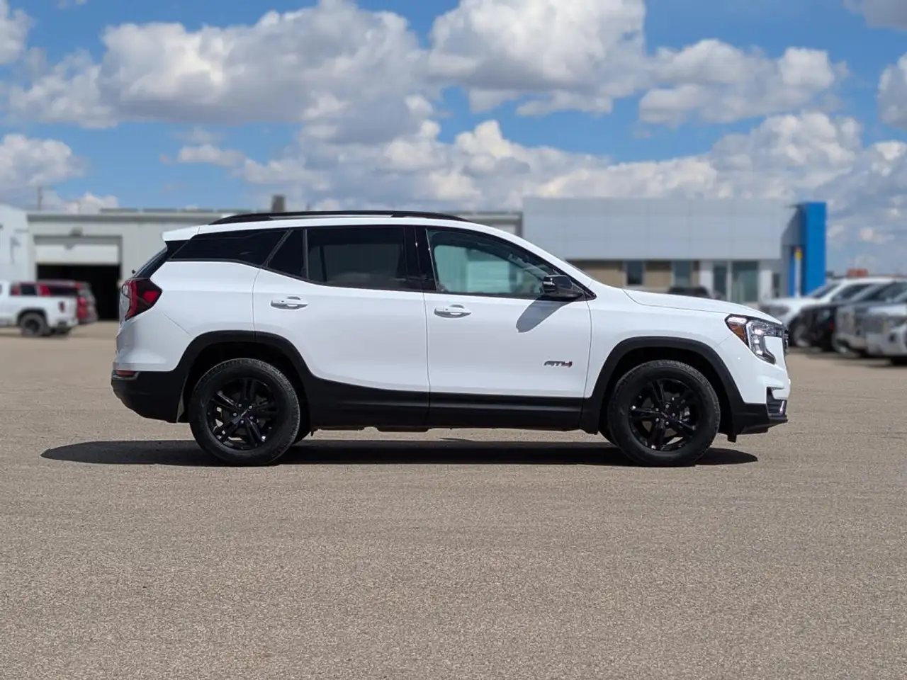 GMC Terrain photo GMC Terrain