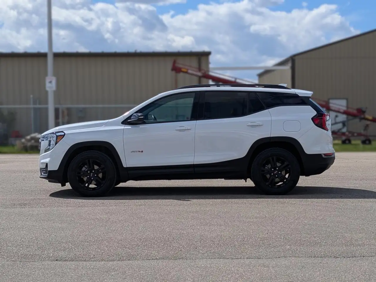 GMC Terrain photo GMC Terrain