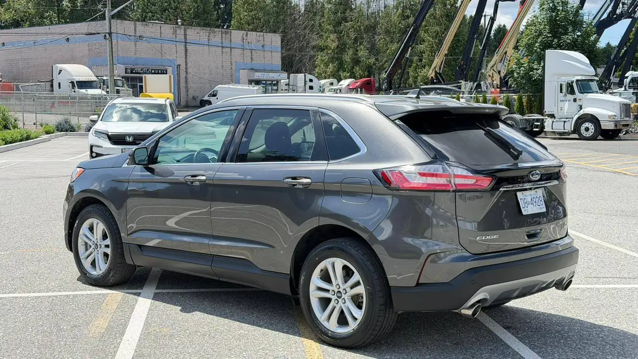 Ford Edge photo Ford Edge