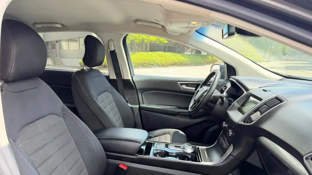 Ford Edge photo Ford Edge