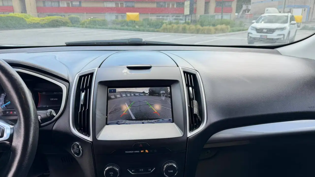 Ford Edge photo Ford Edge