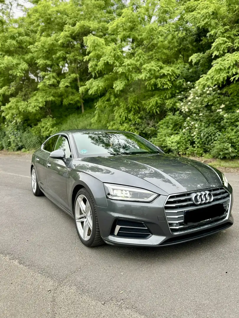 Audi A5 40 TFSI sport Grau - 1