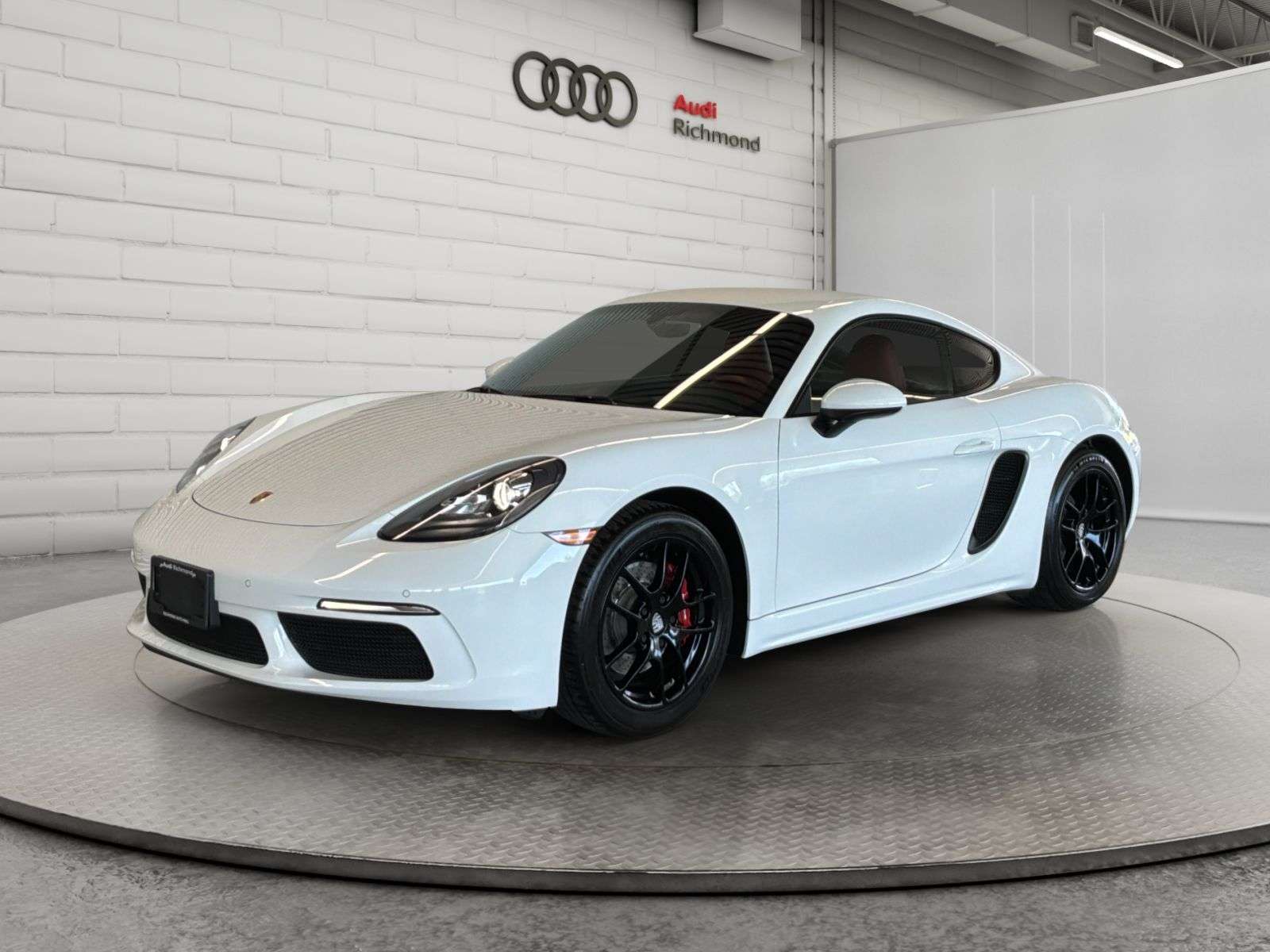 2017 Porsche Cayman 2dr Cpe
