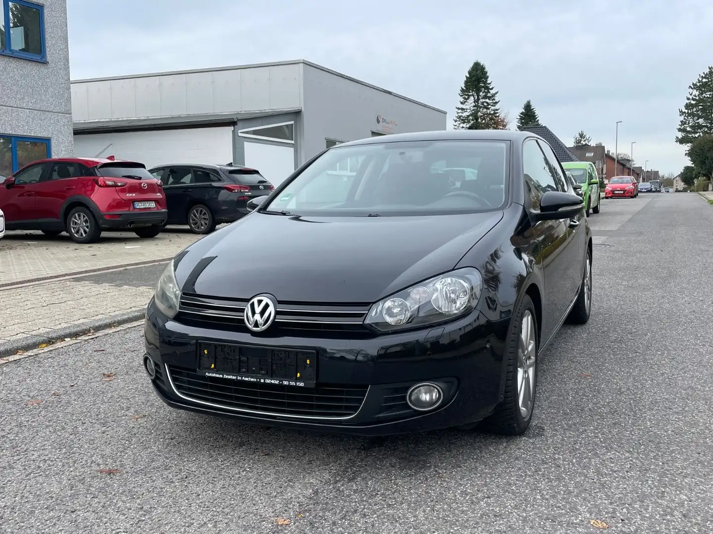 Volkswagen Golf VI Highline Schwarz - 2