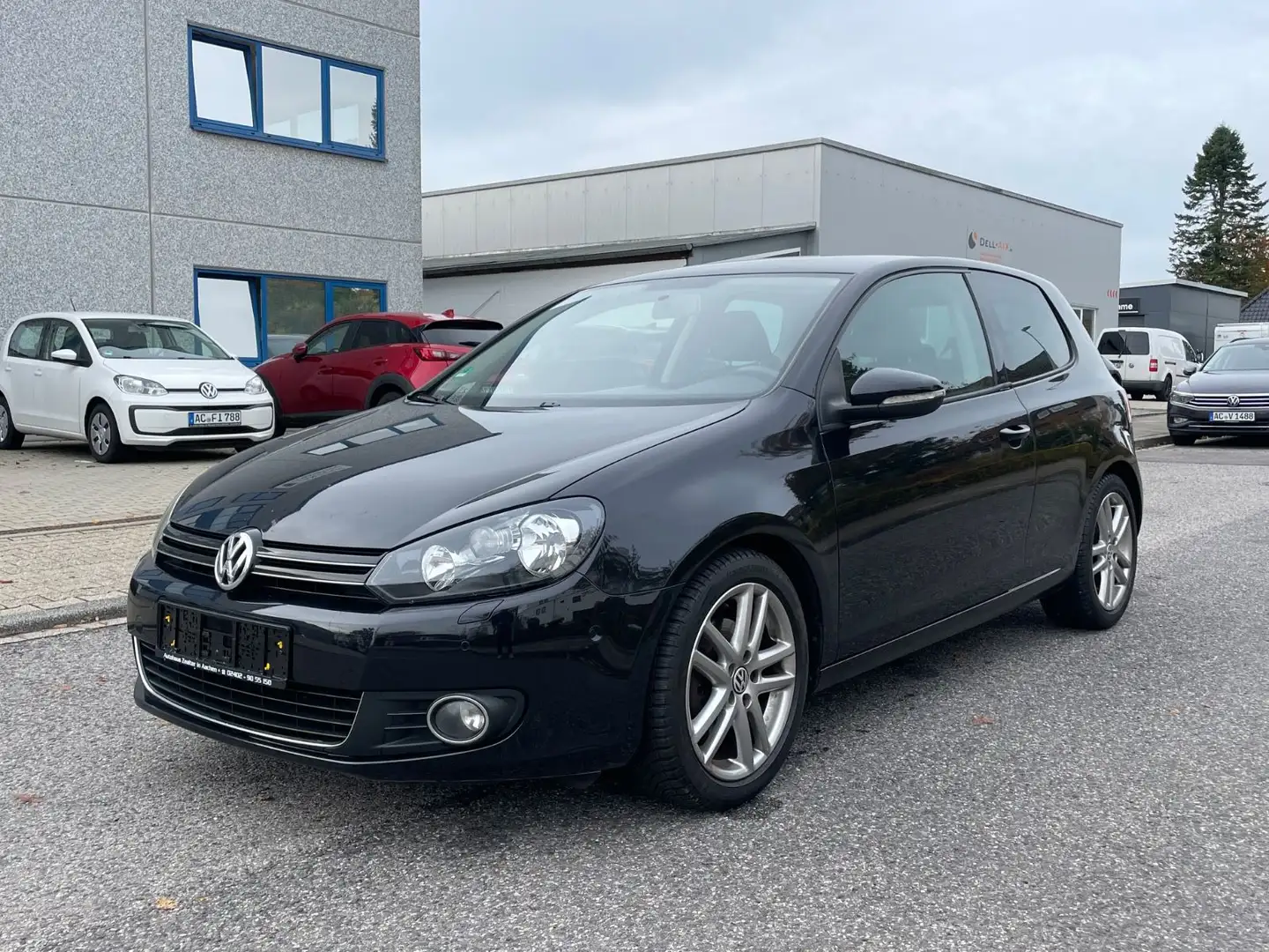 Volkswagen Golf VI Highline Schwarz - 1