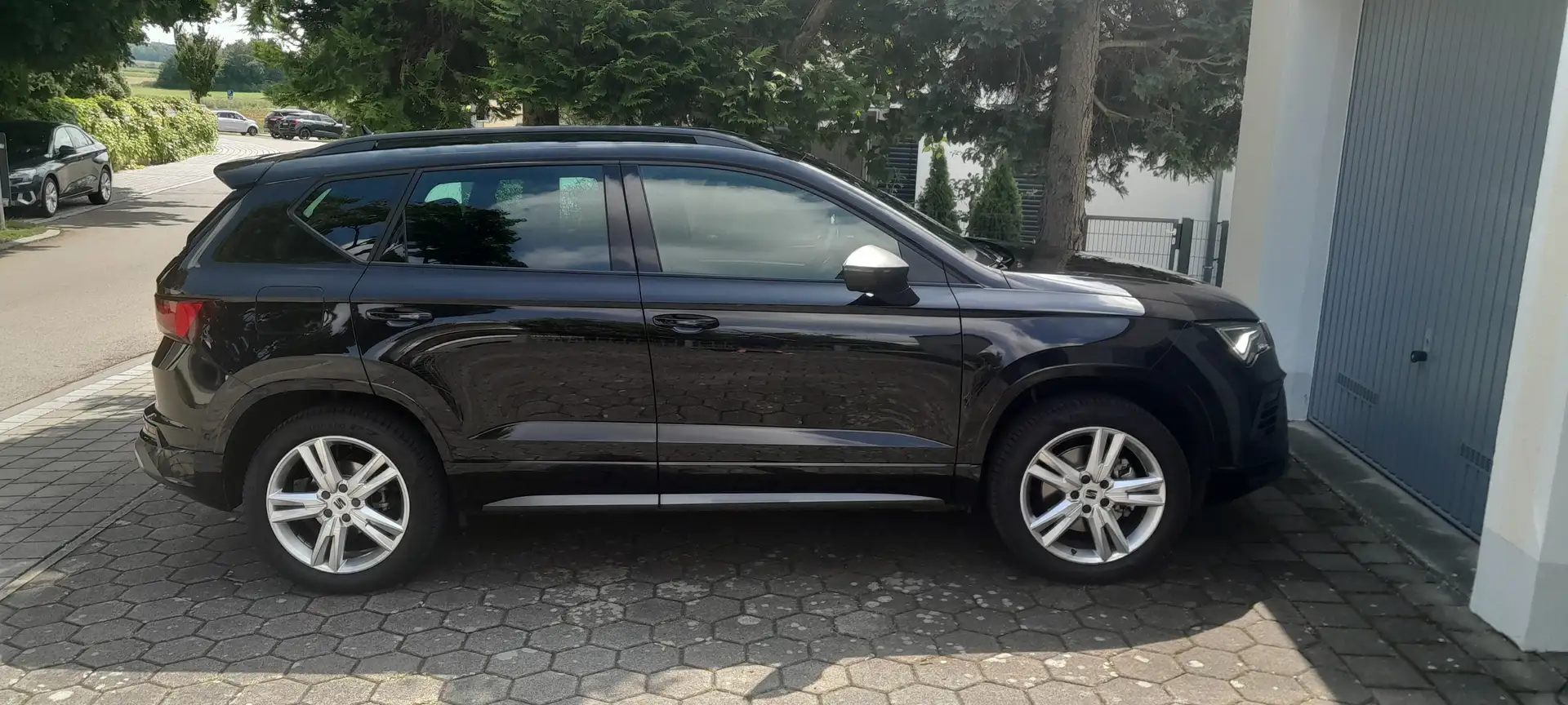 SEAT Ateca Ateca Diesel 2.0 TDI 4Drive DSG FR Schwarz - 1