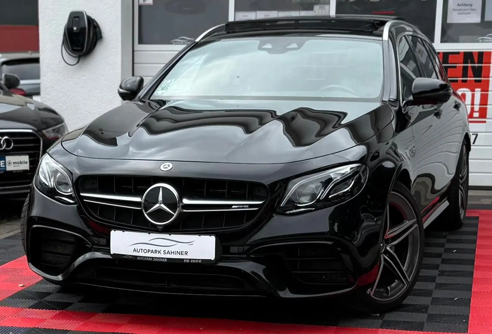 Mercedes-Benz E 63 AMG E -Klasse T-Modell E 63 AMG 4Matic Noir - 1