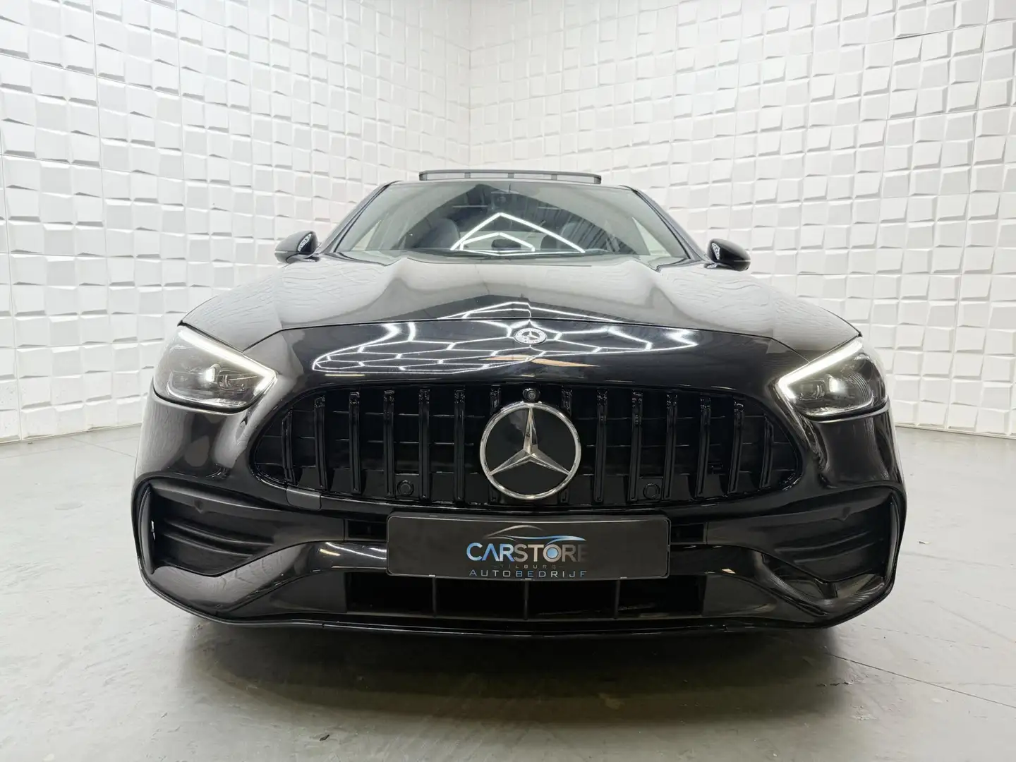 Mercedes-Benz C 300 e AMG NIGHT PANO HUD 360 CAM Zwart - 2