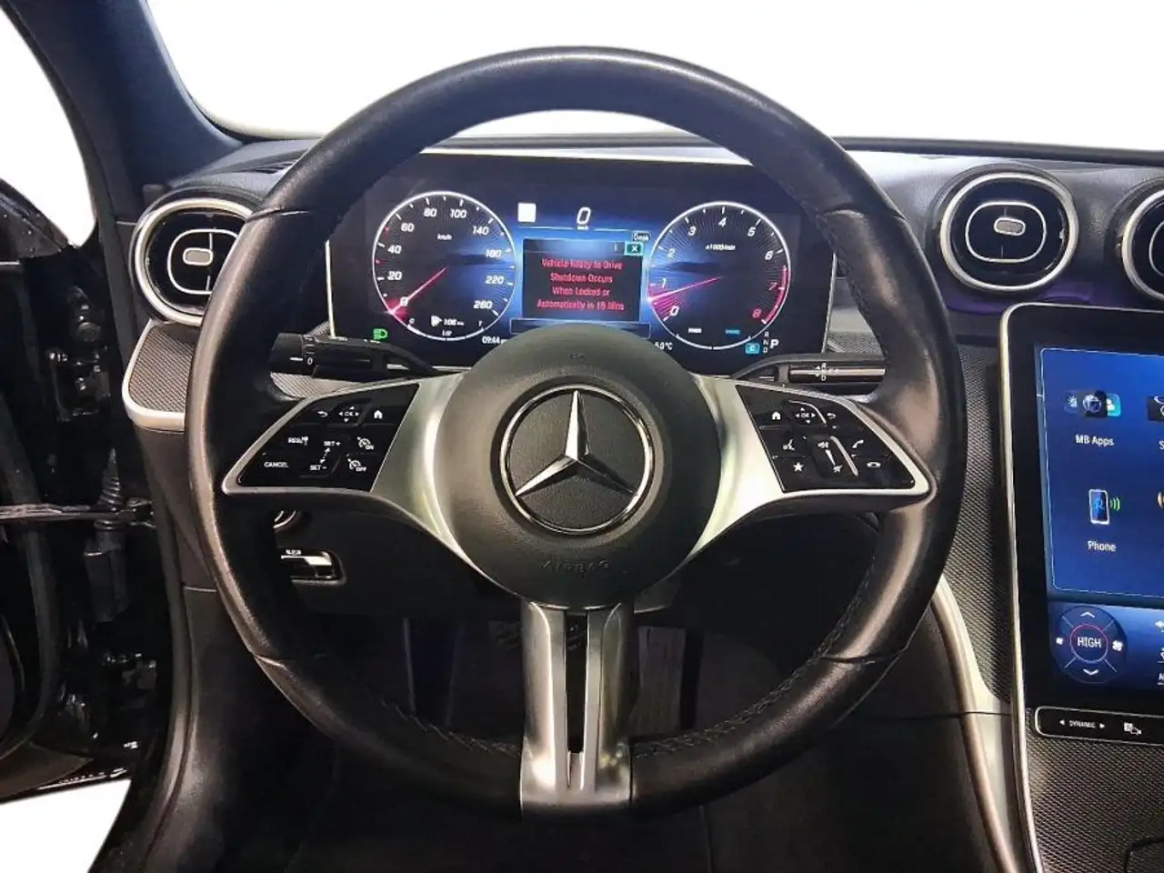 Mercedes-Benz C-Class снимка Mercedes-Benz C-Class