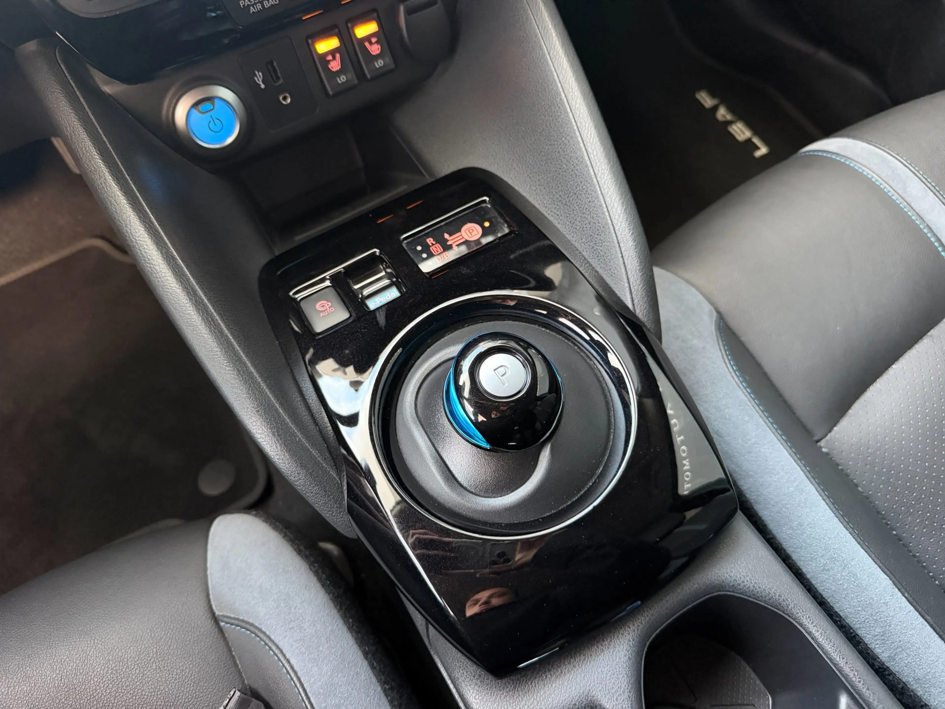 Nissan Leaf Tekna 40 kWh|SOH 91%|NAP|LEDER|ADAPTIEF| STOEL VER — photo 15