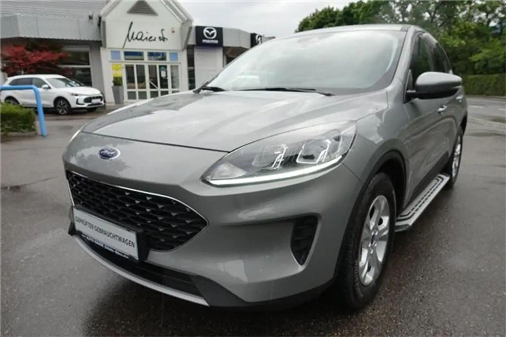 Ford Kuga 1,5 EcoBoost Trend Grijs - 1