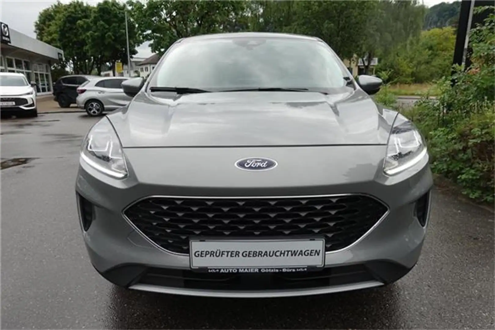 Ford Kuga 1,5 EcoBoost Trend Grijs - 2