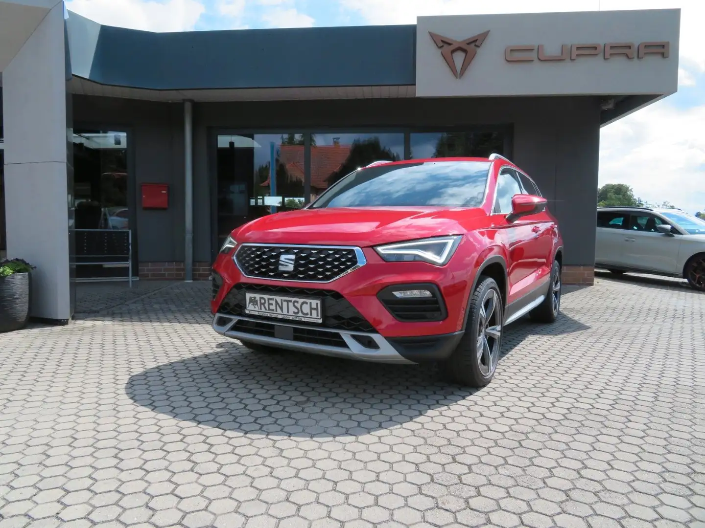 SEAT Ateca Xperience 1.5 TSI DSG *NAVI*SHZ*KAMERA* Rot - 2
