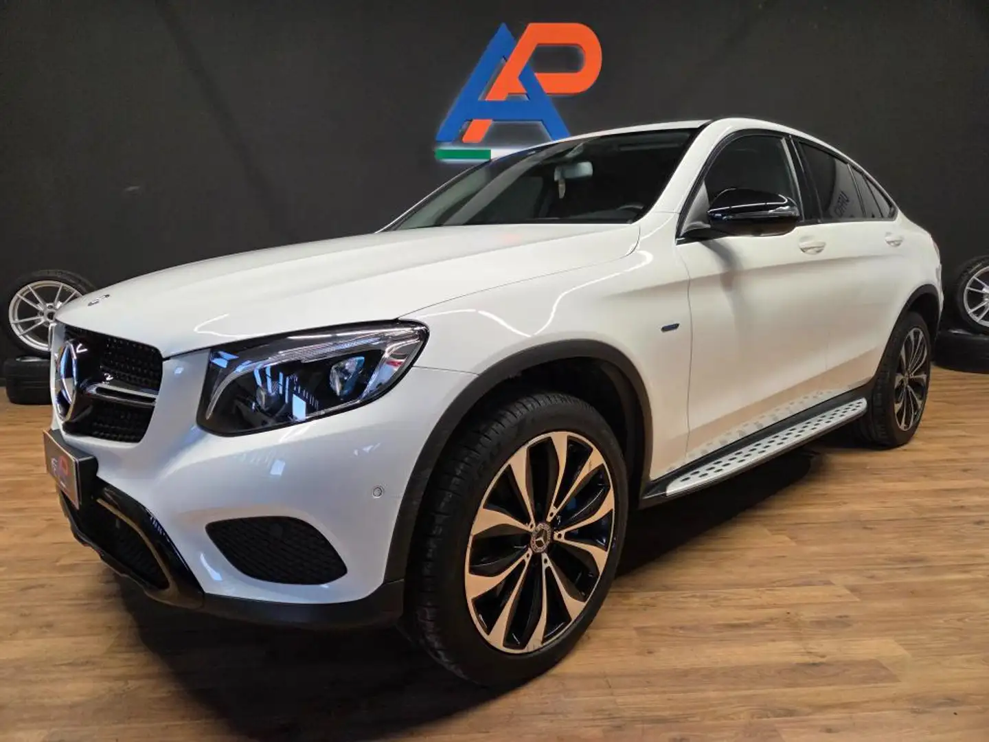 Mercedes-Benz GLC 350 350 E 4 MATIC Bianco - 1