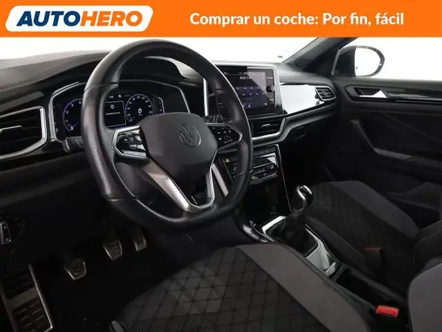 Volkswagen T-Roc view 12